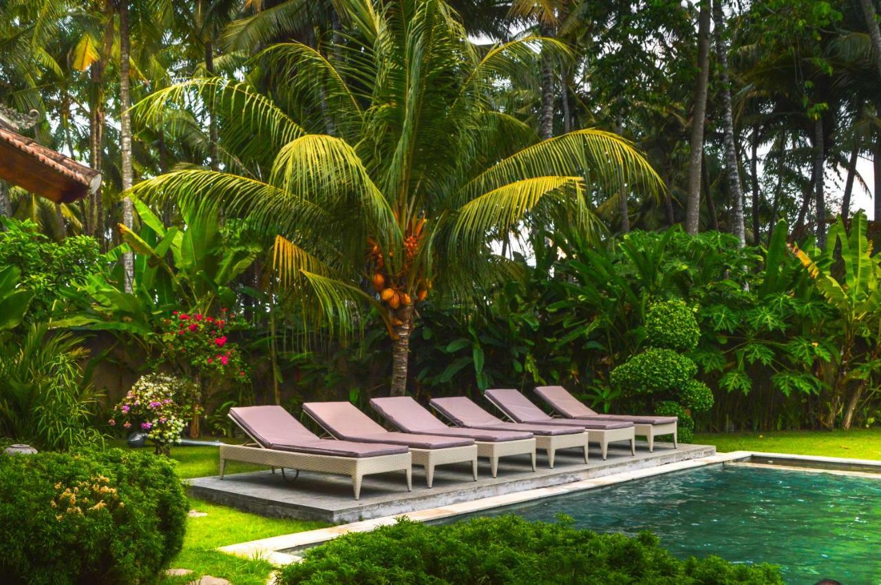 Villa Kelapa