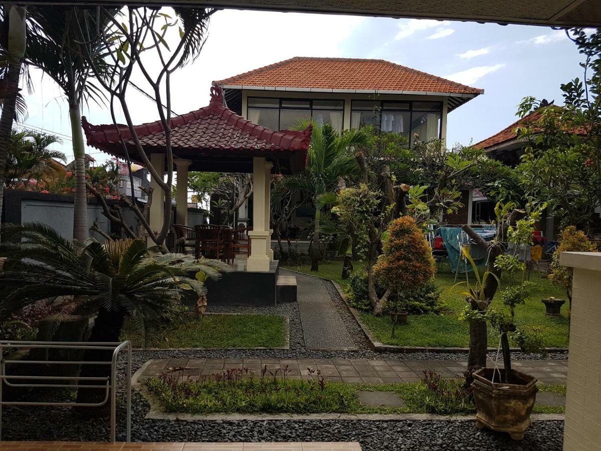 Puri Mandhara Lovina (Bali)