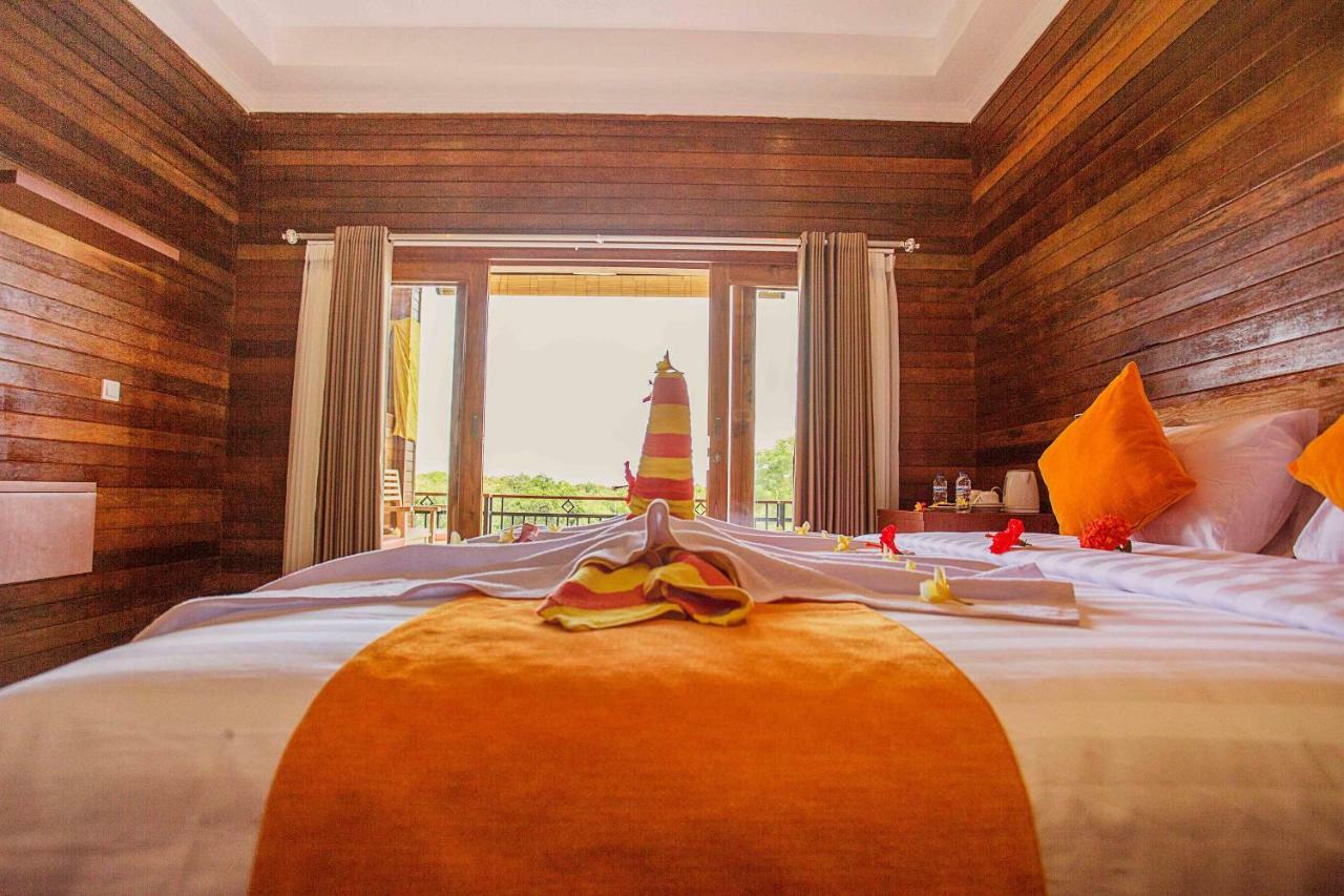Dinatah Lembongan Villas 4*