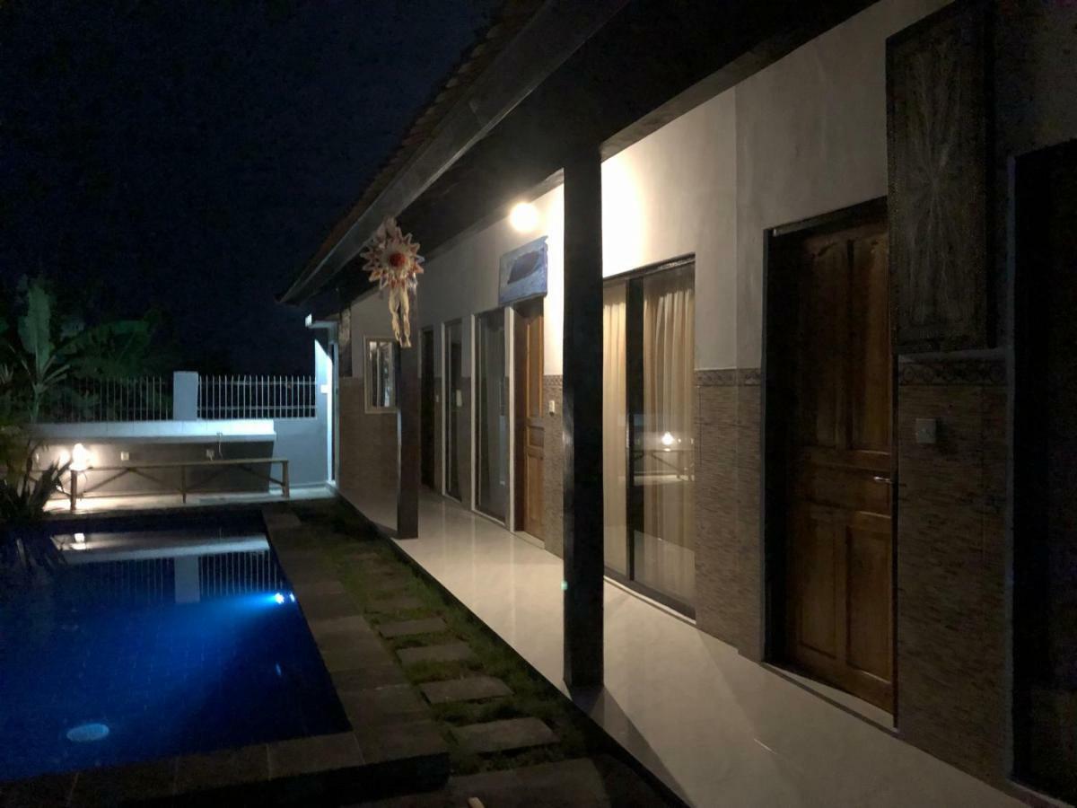 Pluto House *