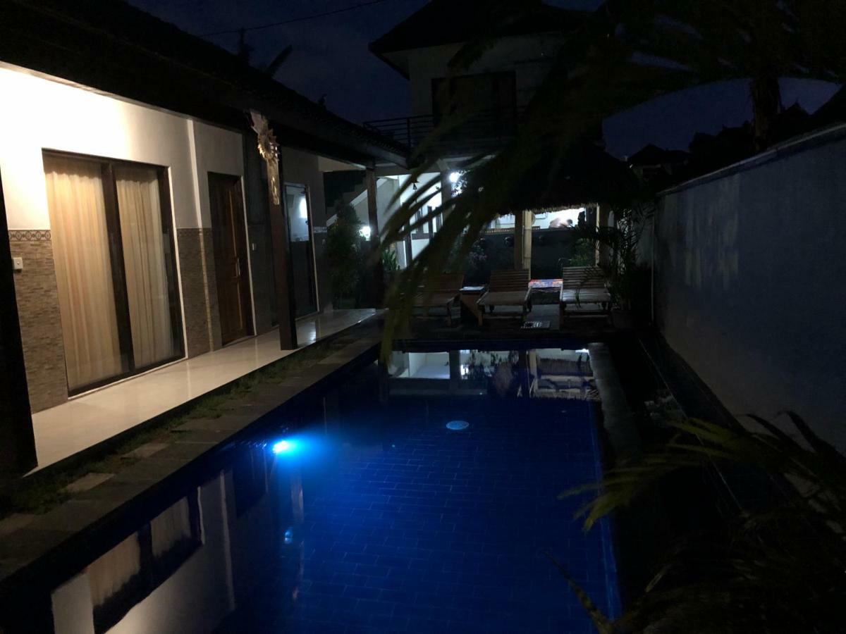 Pluto House Homestay *