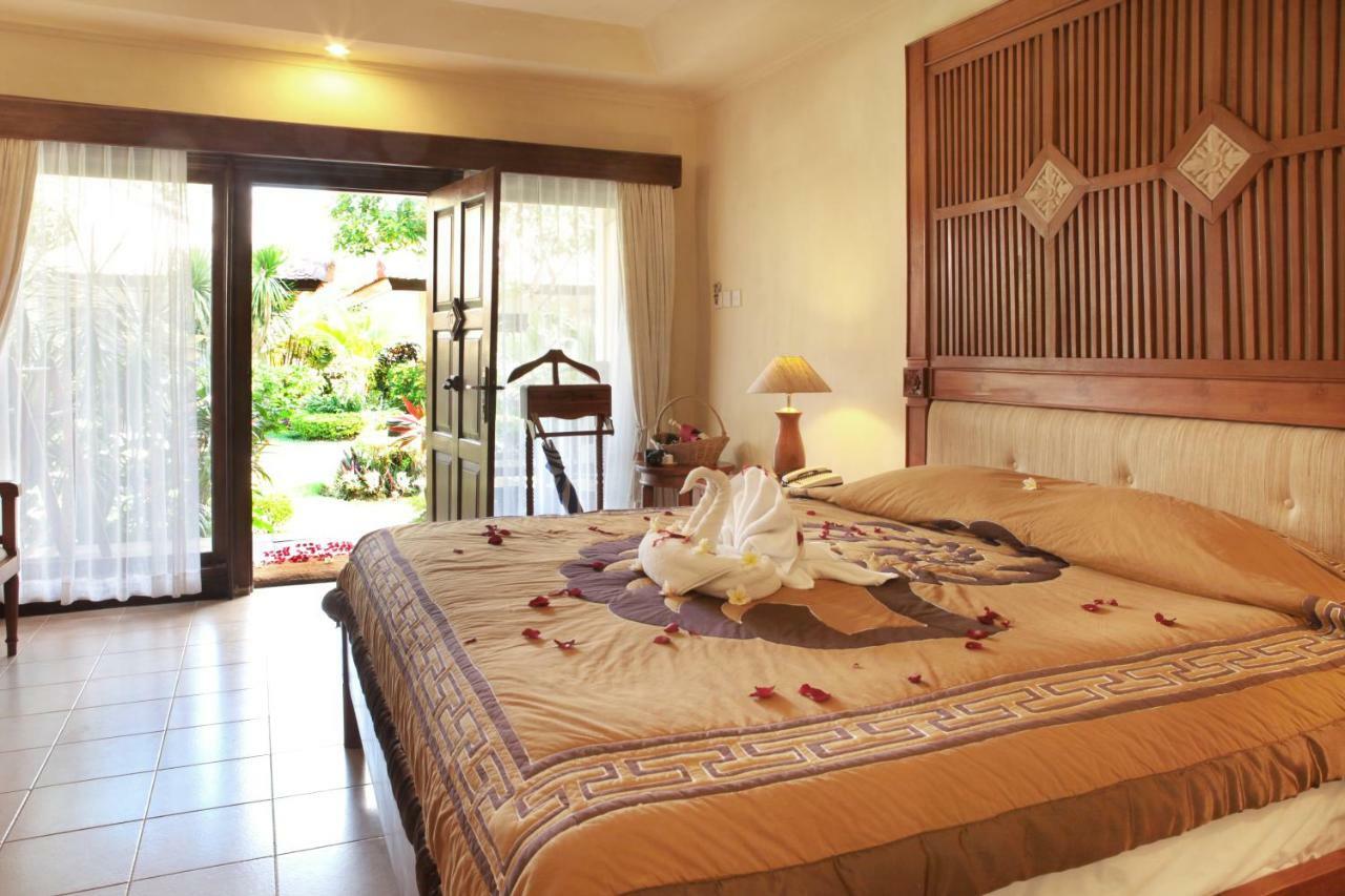 Resort Bali Reef 4*