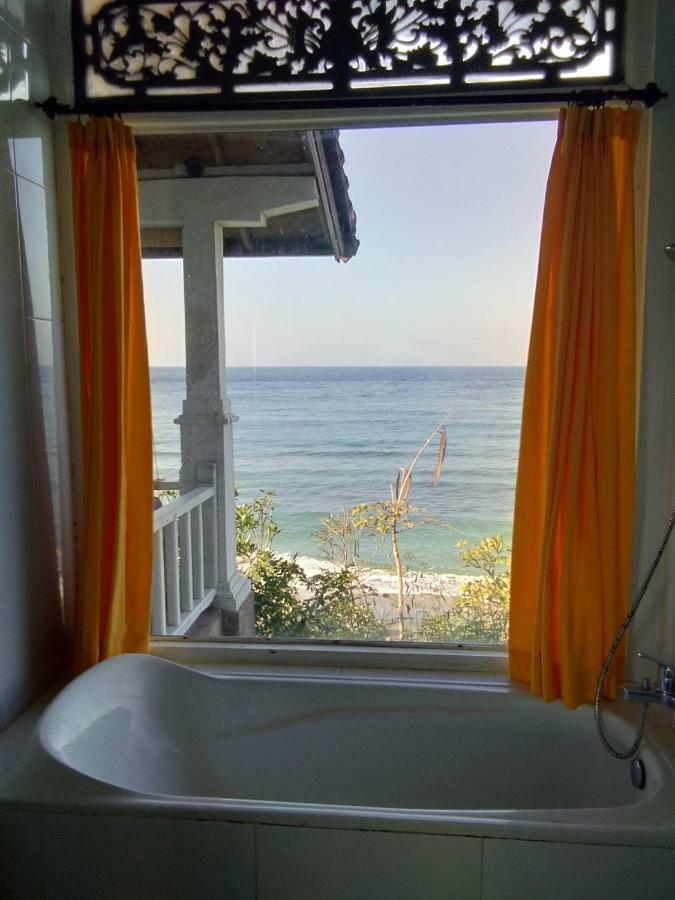 Stairway To Heaven And Restaurant Amed (Bali)