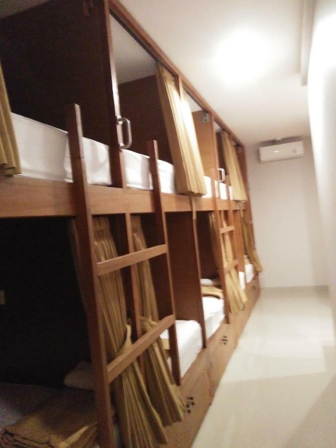Made House And Sanur (Bali)