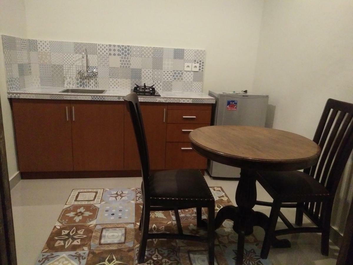 Homestay Made House And *