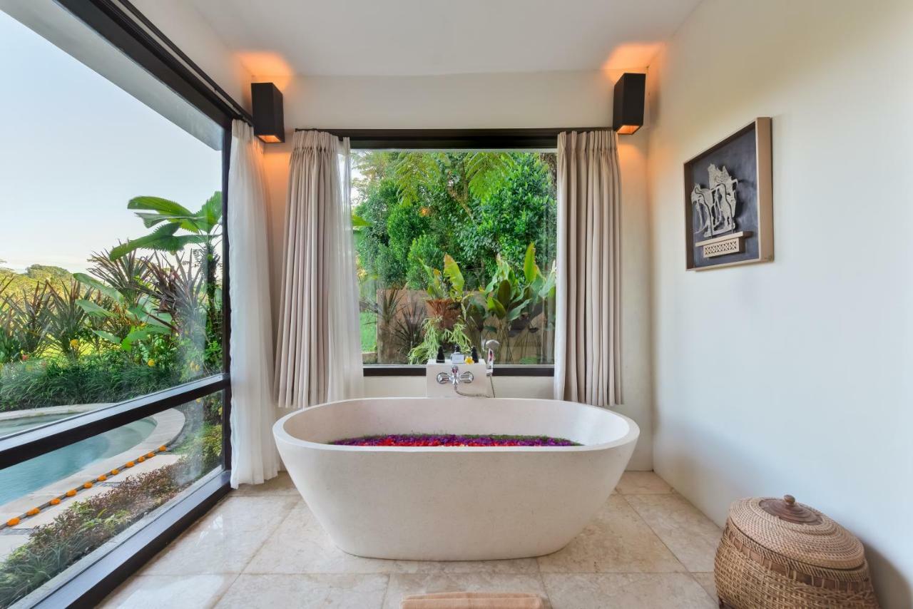 Kembang Bali Villa *