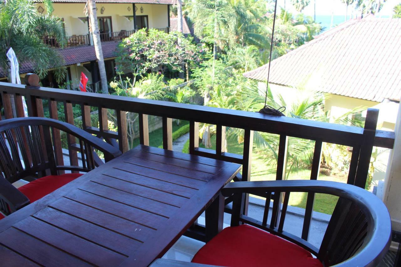 Bintang Beach Guest house