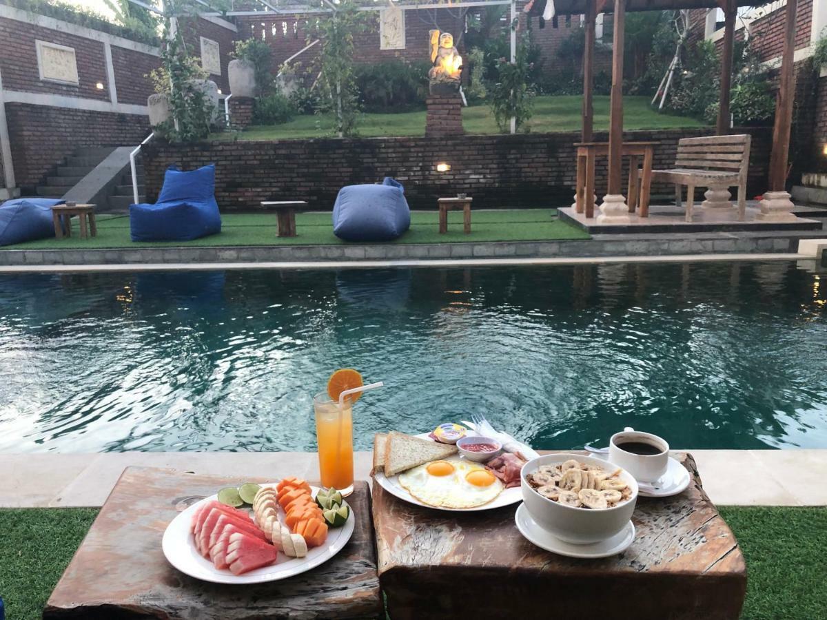 Oka's Hotel