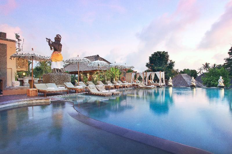 The Sankara And By Pramana Resor 4*
