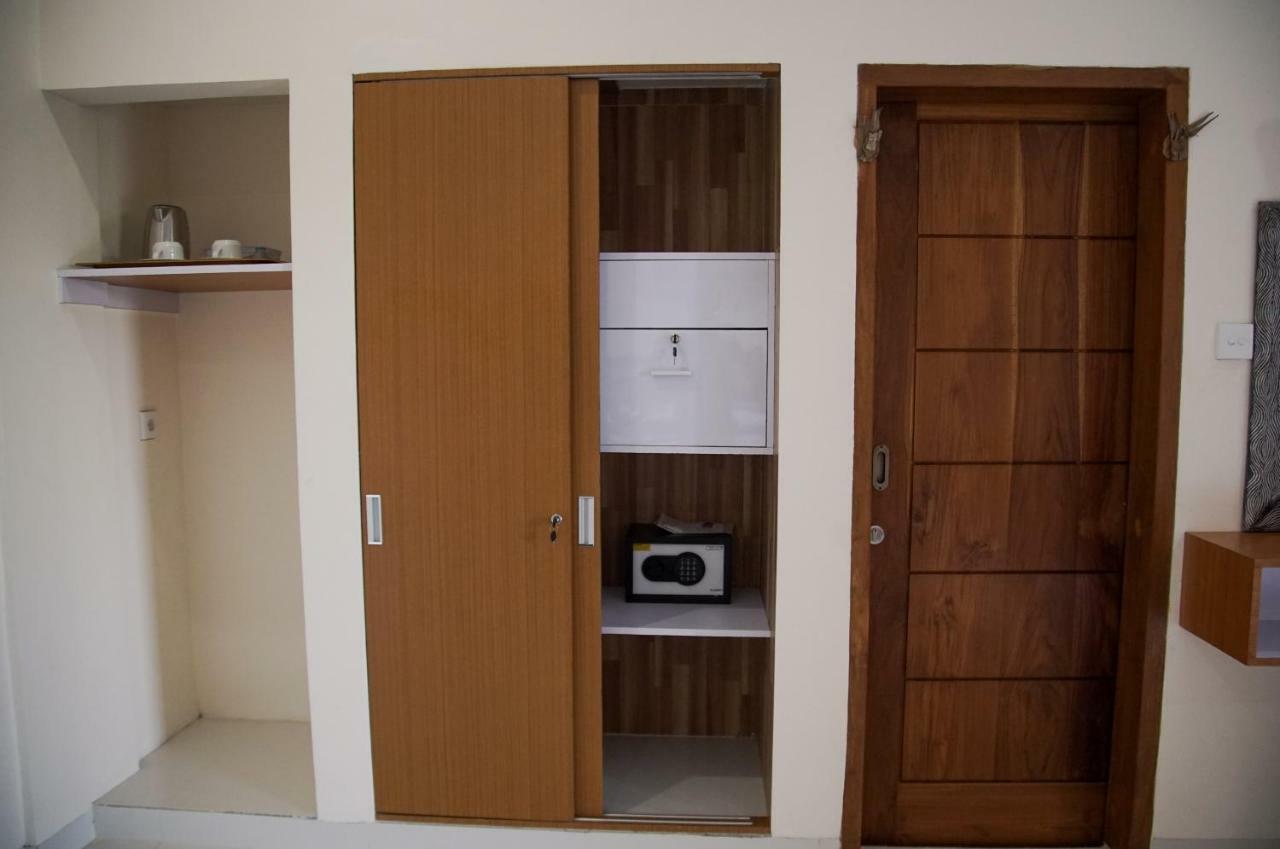 Davu Sundara Guest house *