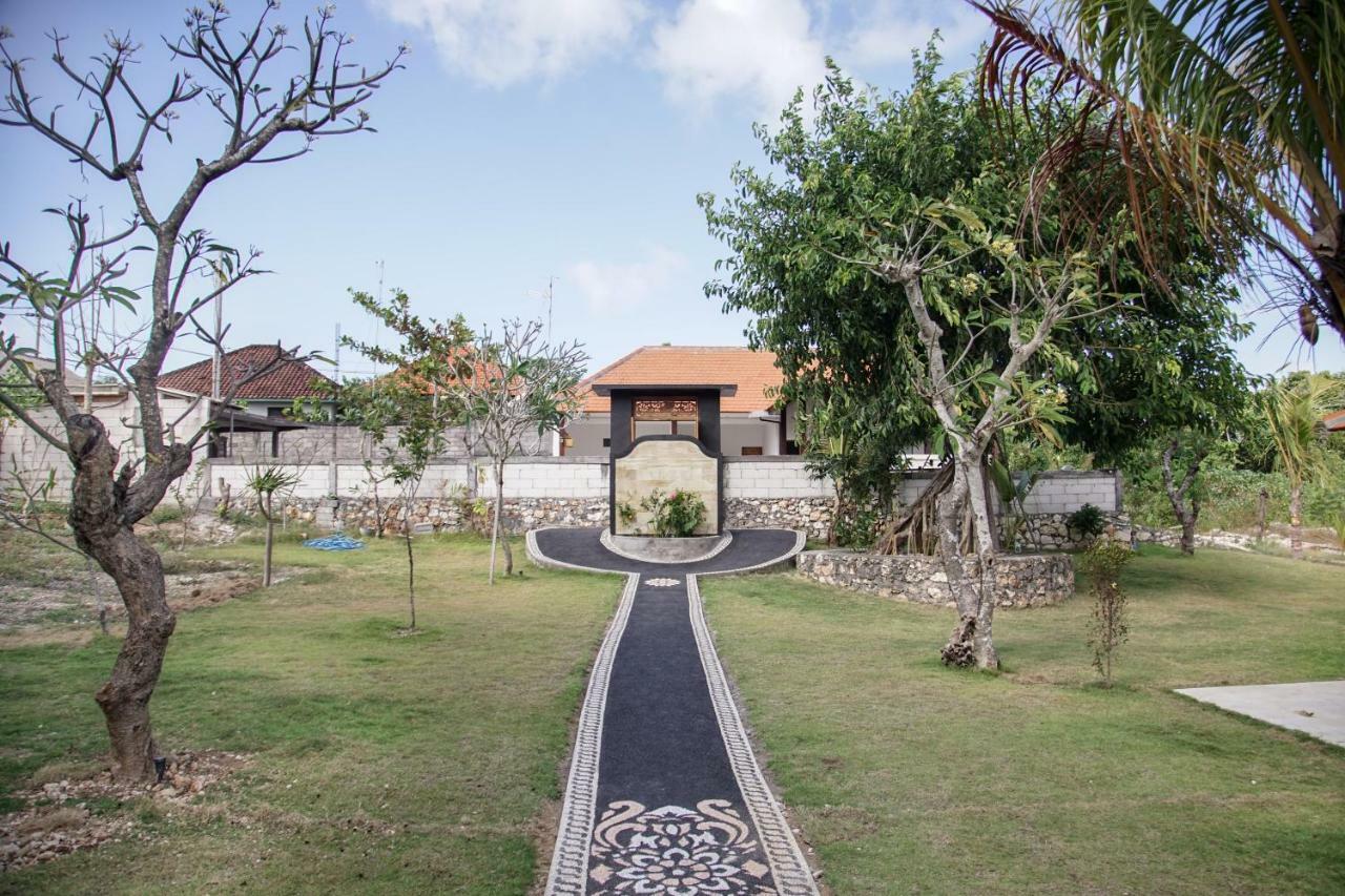 Davu Sundara Uluwatu (Bali)