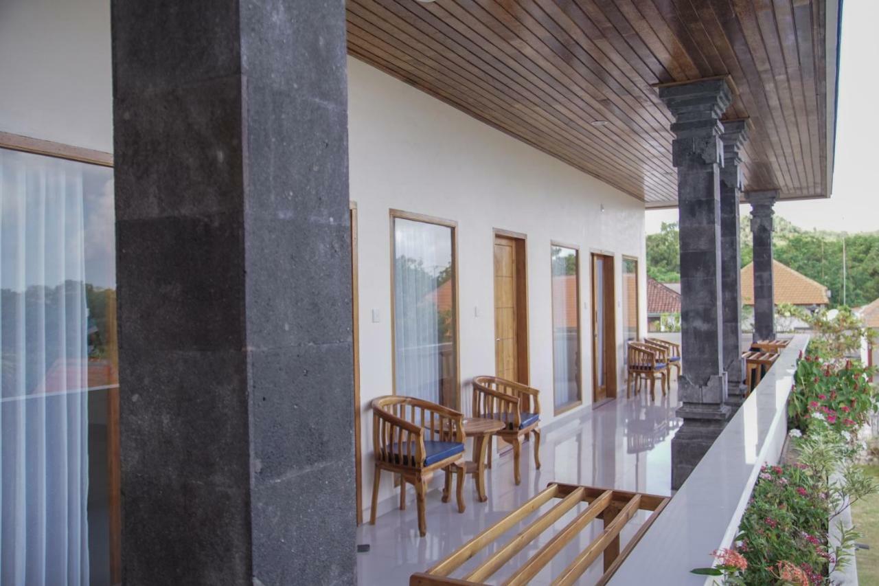 Davu Sundara Uluwatu (Bali)