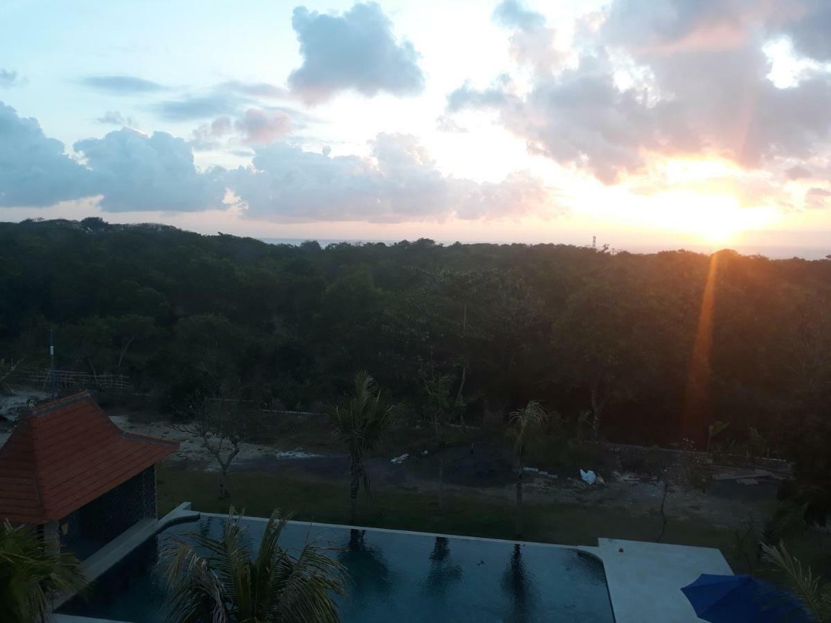 Davu Sundara * Uluwatu (Bali)