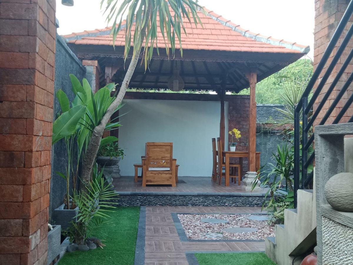 D'puja And Nusa Dua (Bali)