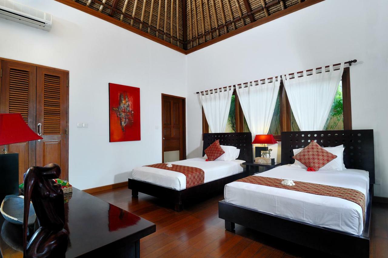 Talia Vashti - Oceanfront With Private Sea Access, Pool & Cook Candi Dasa (Bali)