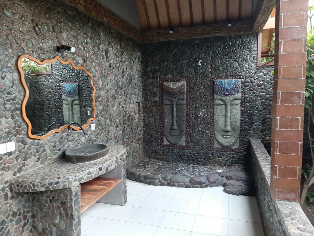Hibiscus House Bali