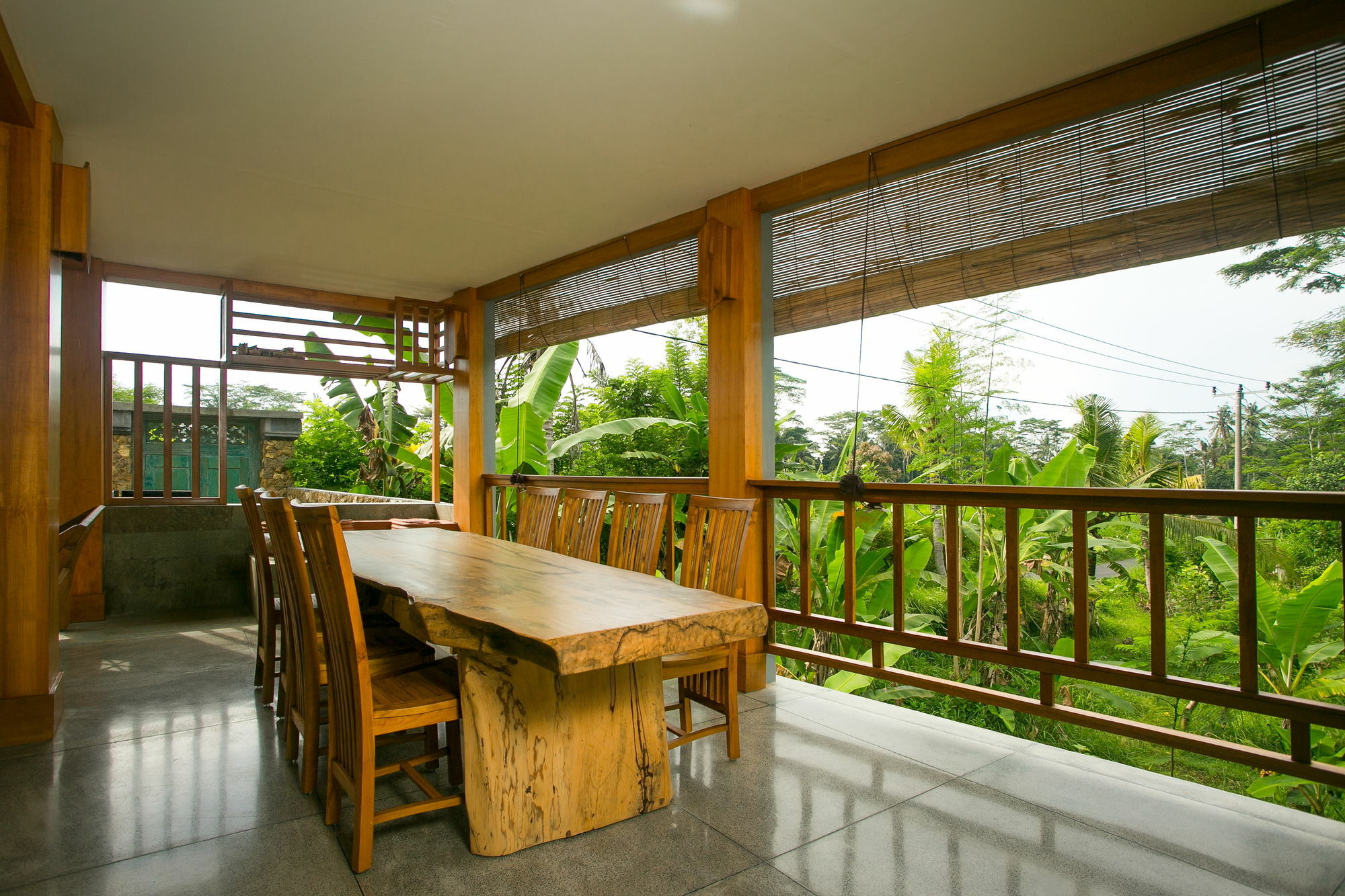 Pesantian Villa And Warung 4*