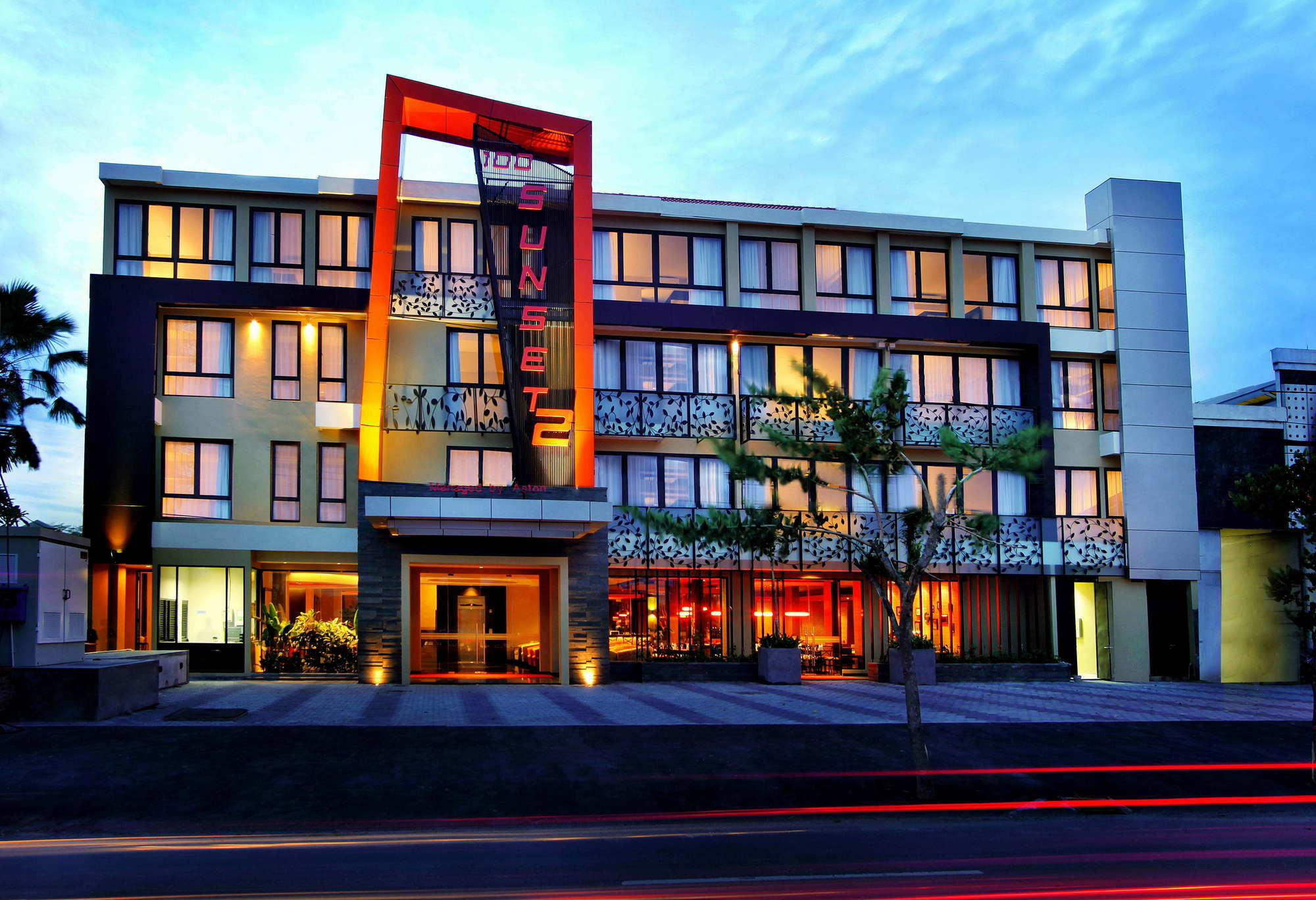 100 Sunset Kuta & Ballroom Hotel Kuta (Bali)