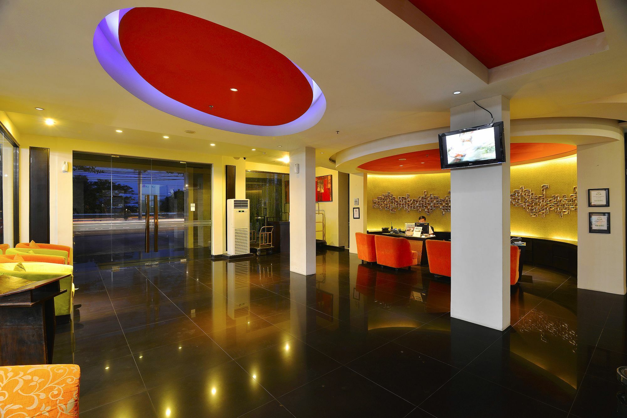 100 Sunset Kuta & Ballroom Hotel Kuta (Bali)