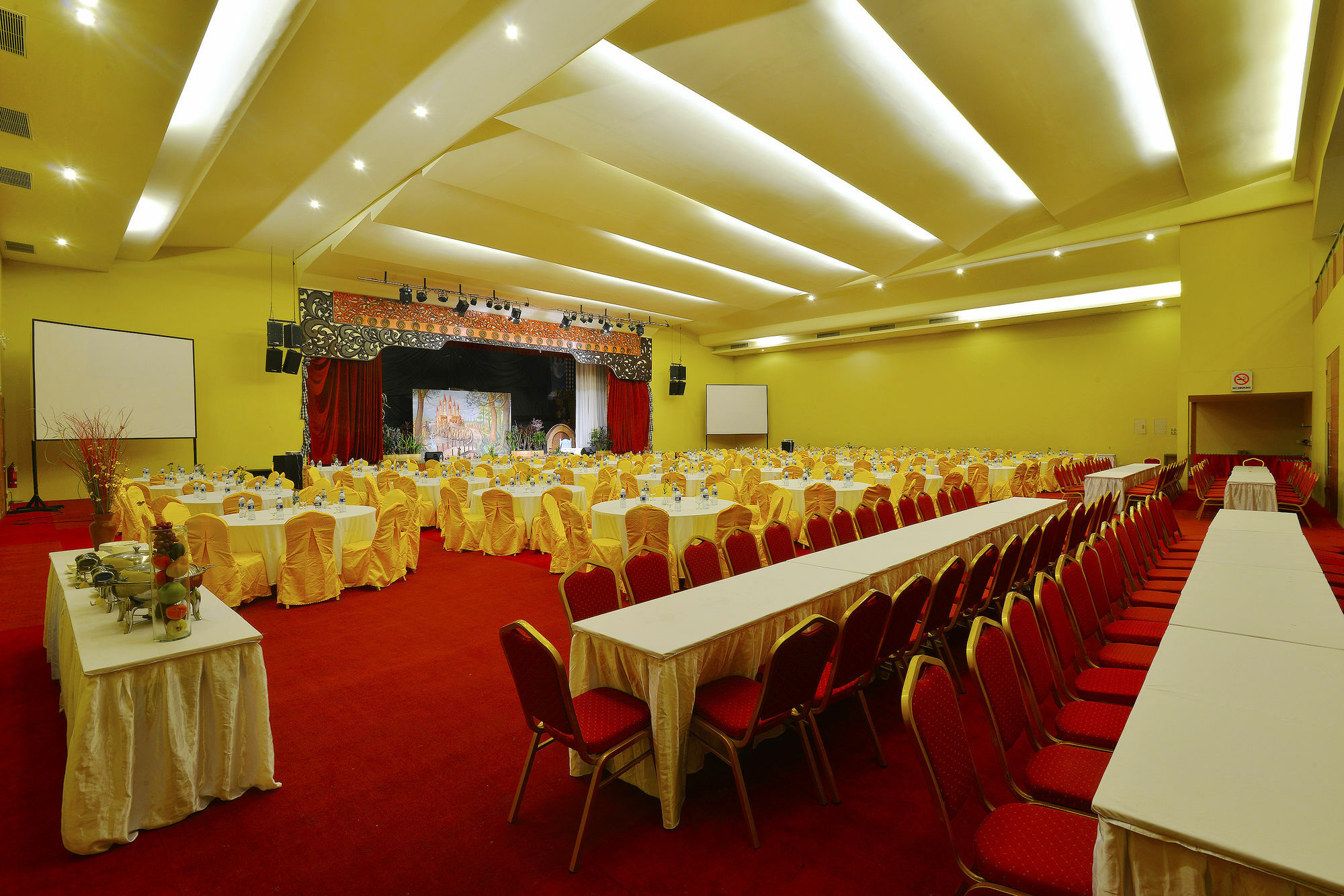 Hotel 100 Sunset Kuta & Ballroom Kuta (Bali)