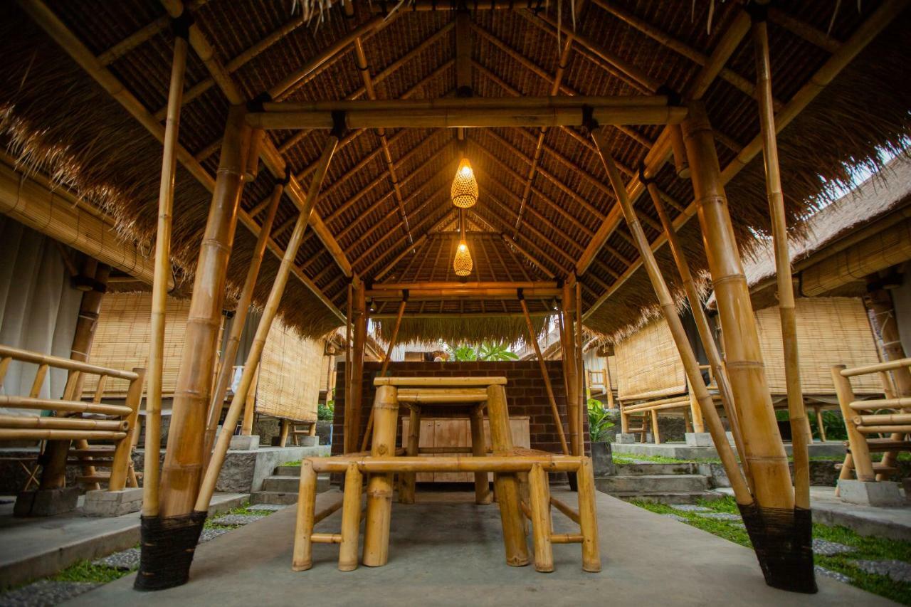 Salty Shakas Bamboo Canggu (Bali)