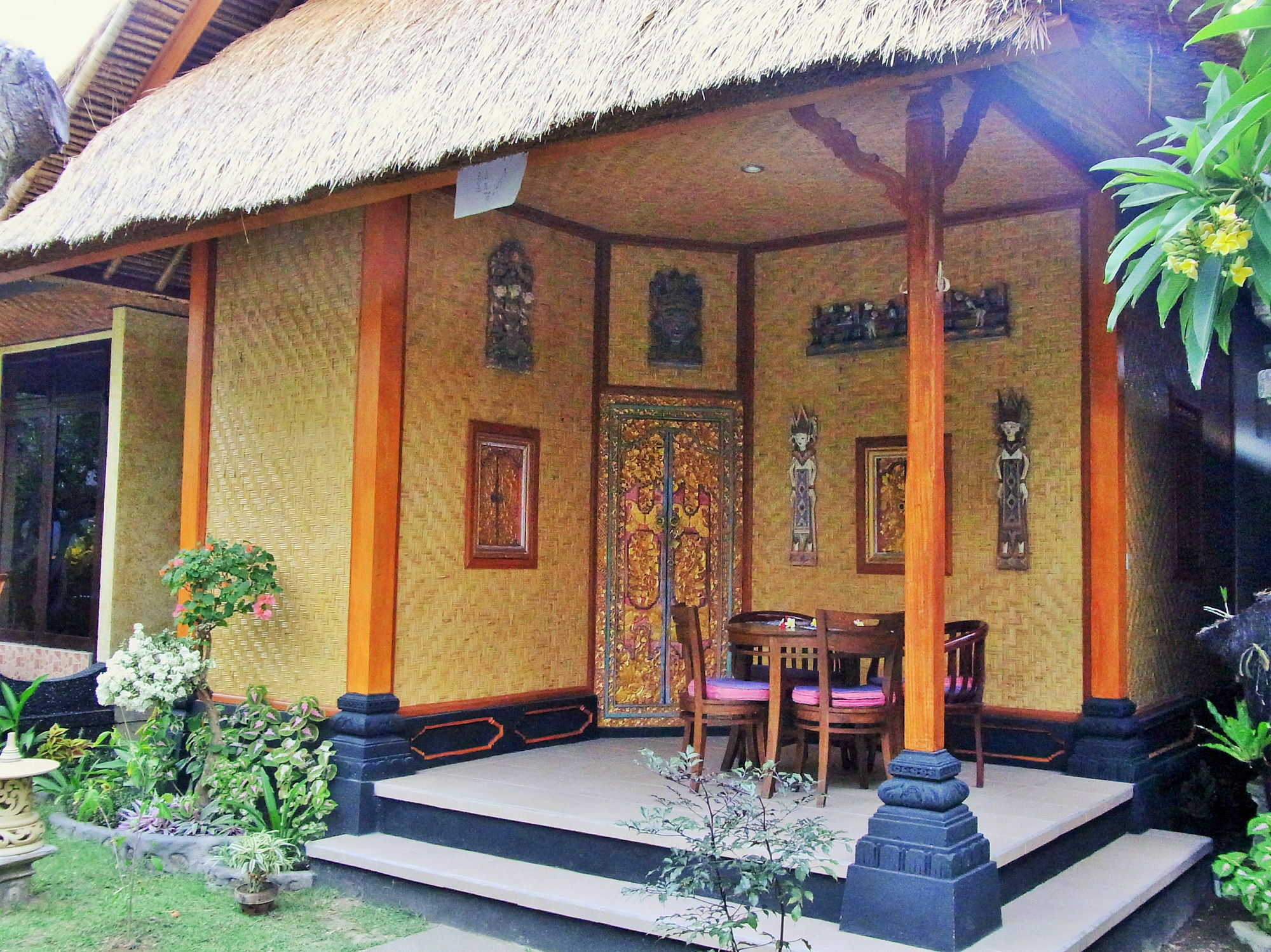 Geringsing 2* Candi Dasa (Bali)