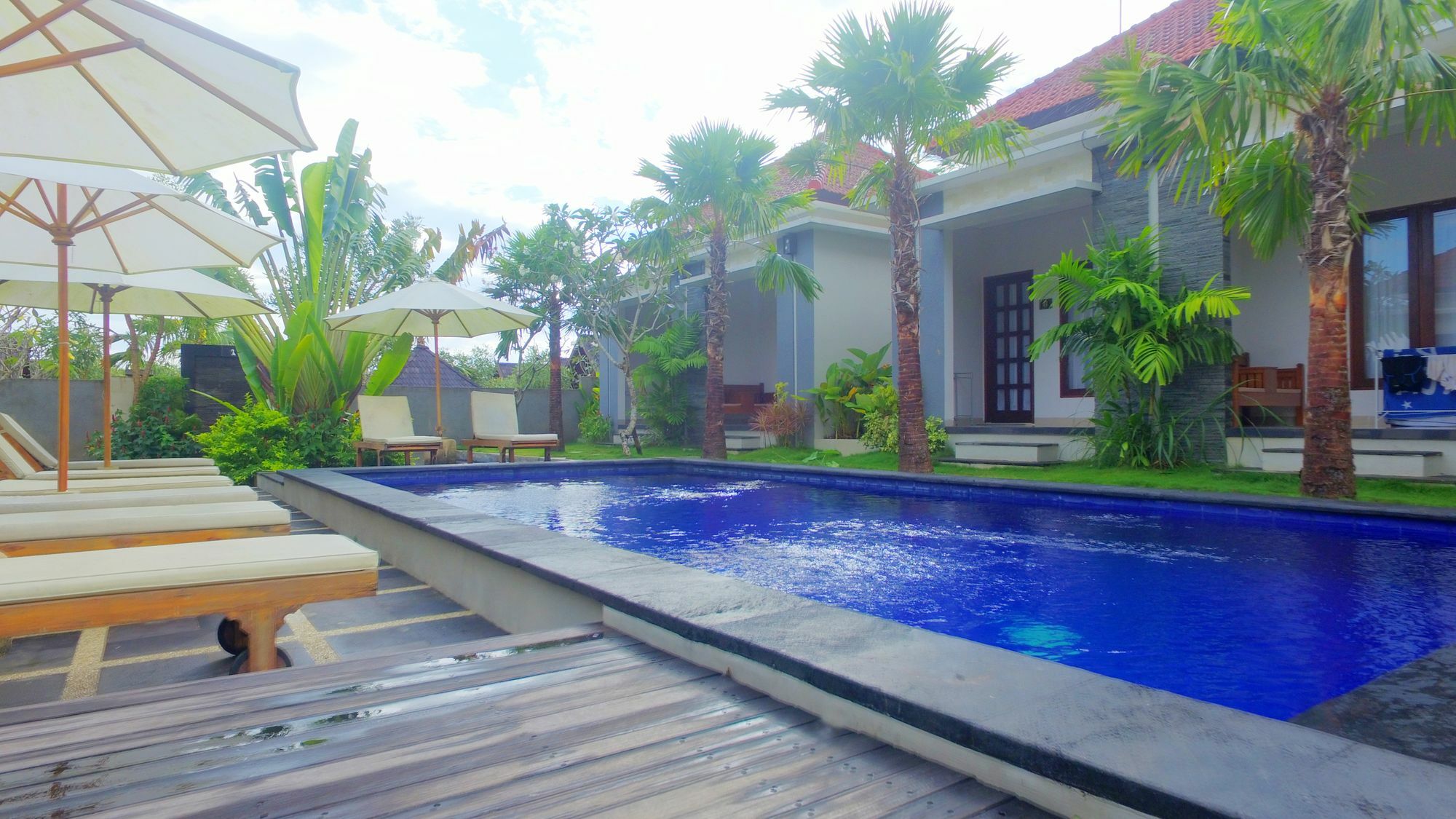 D'padang Uluwatu (Bali)