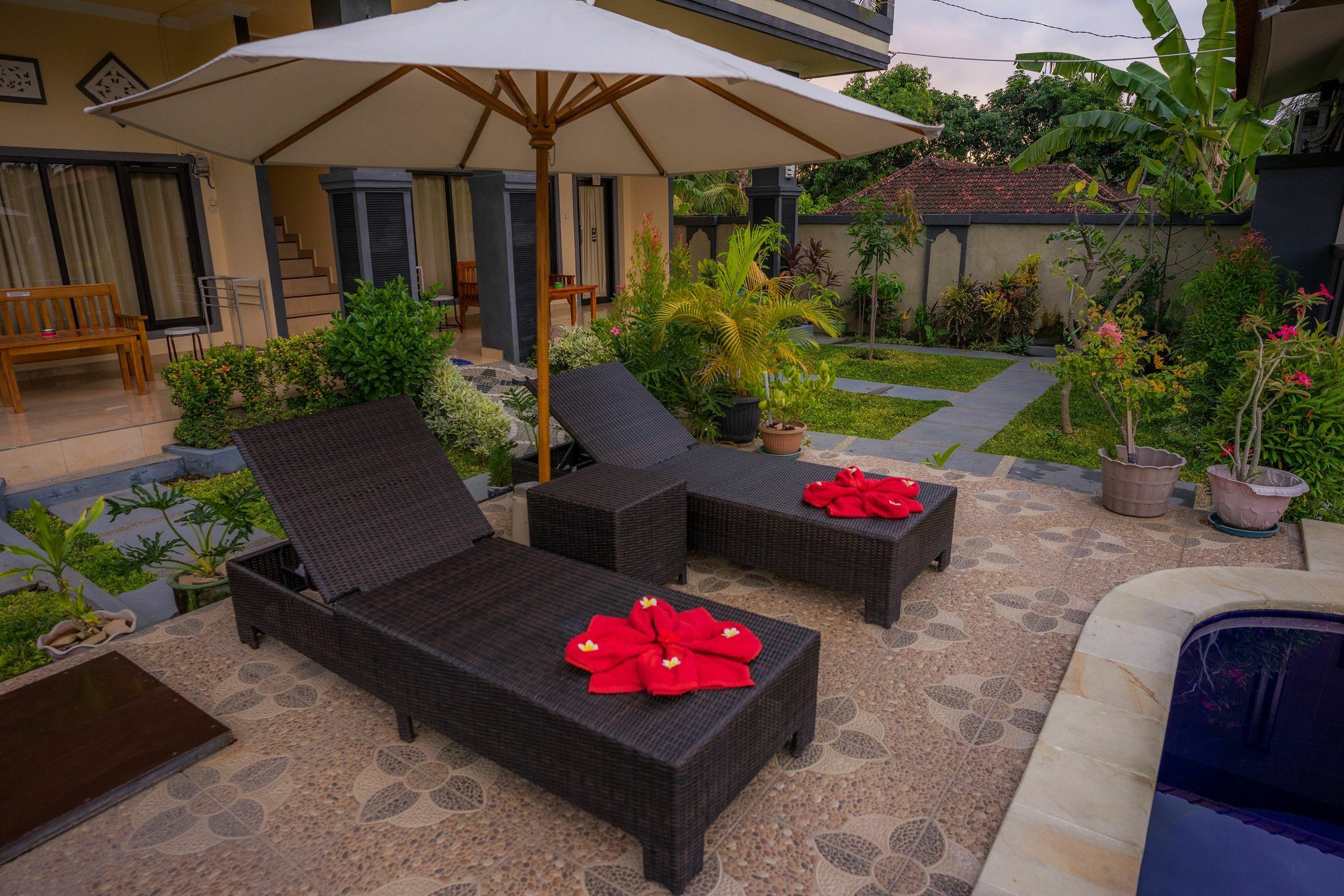 Summer Lovina (Bali)