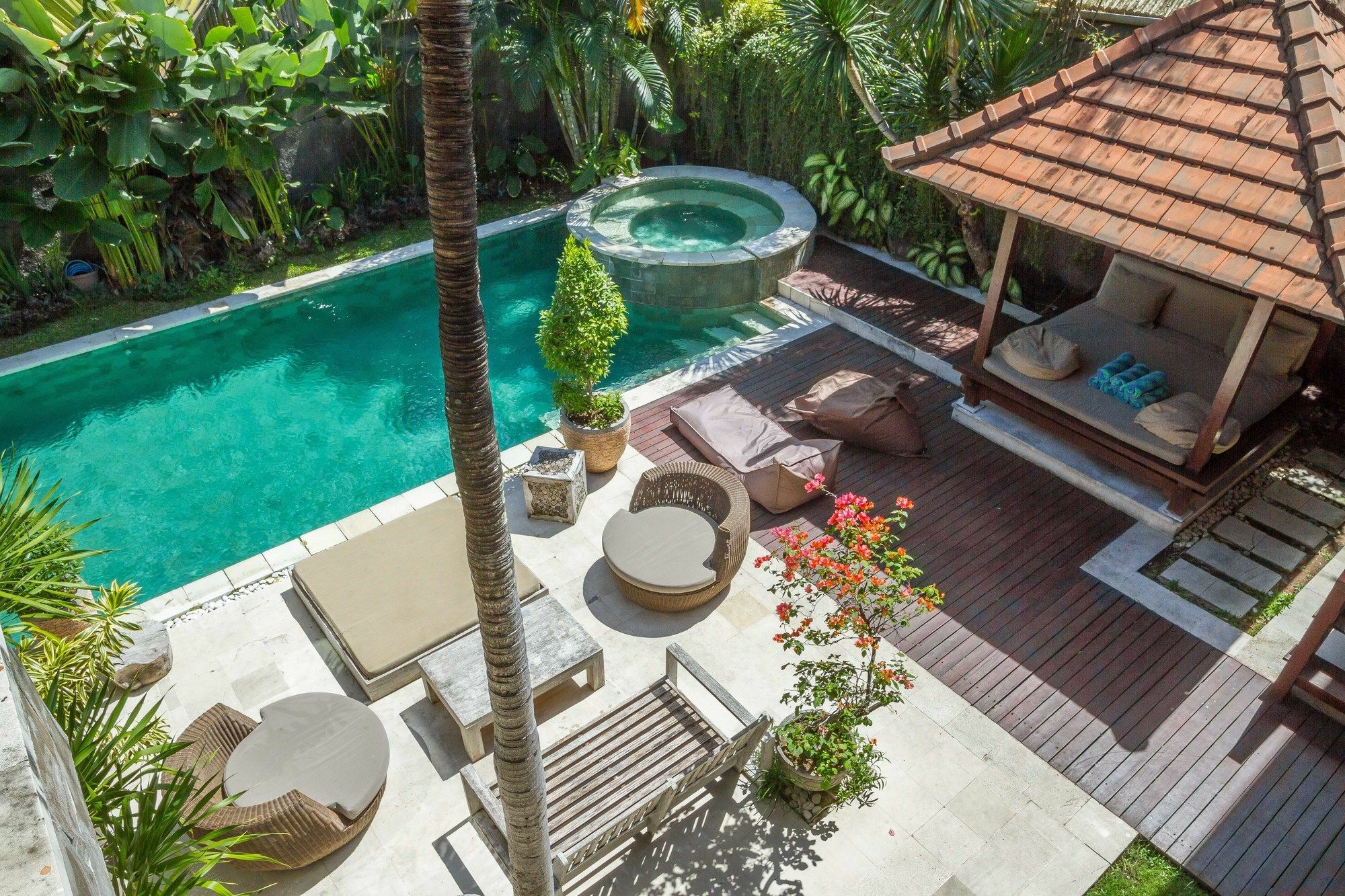 Martine - Fantastic 5br - Perfect Location In *