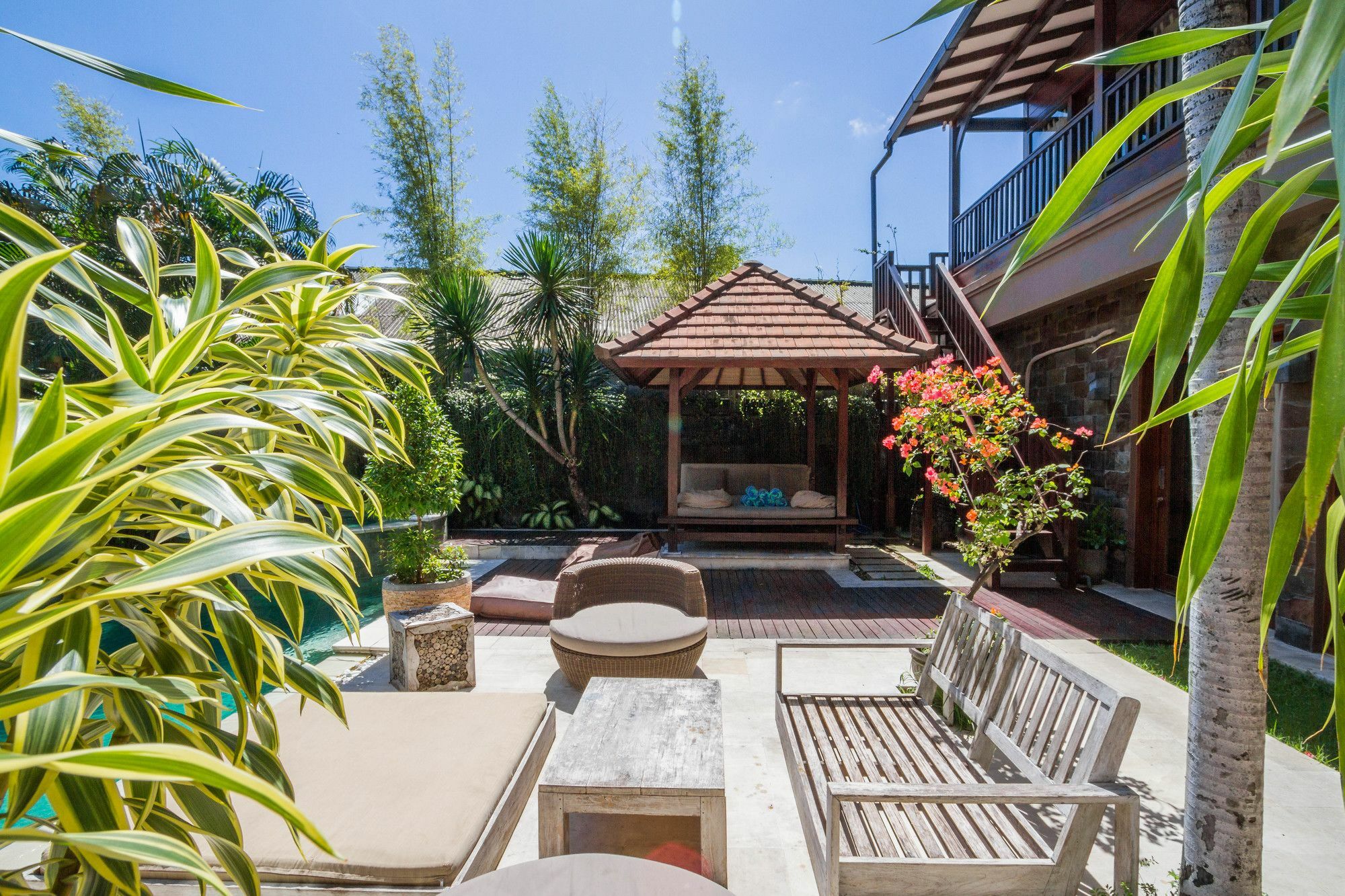 Martine - Fantastic 5br - Perfect Location In Villa Seminyak (Bali)