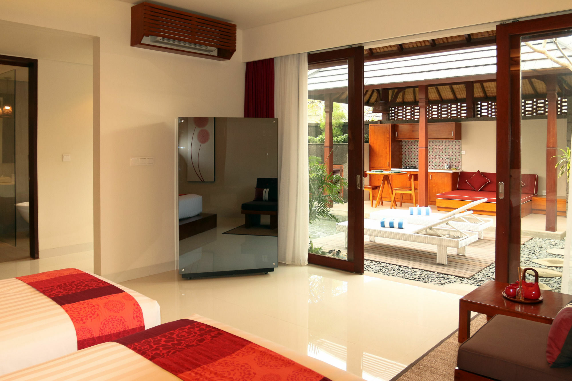 Villa Theanna And Canggu (Bali)