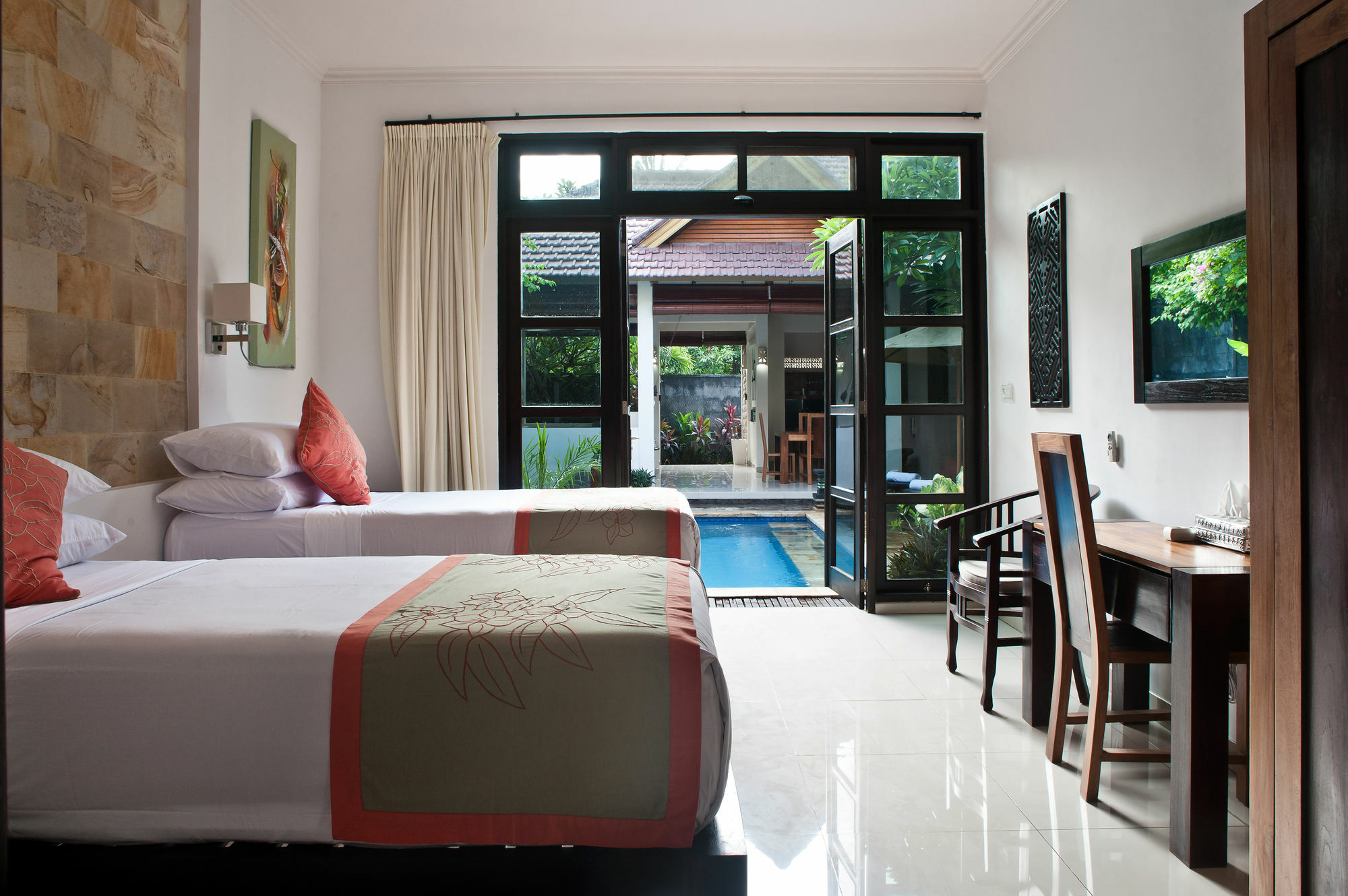 Teman Lovina (Bali)