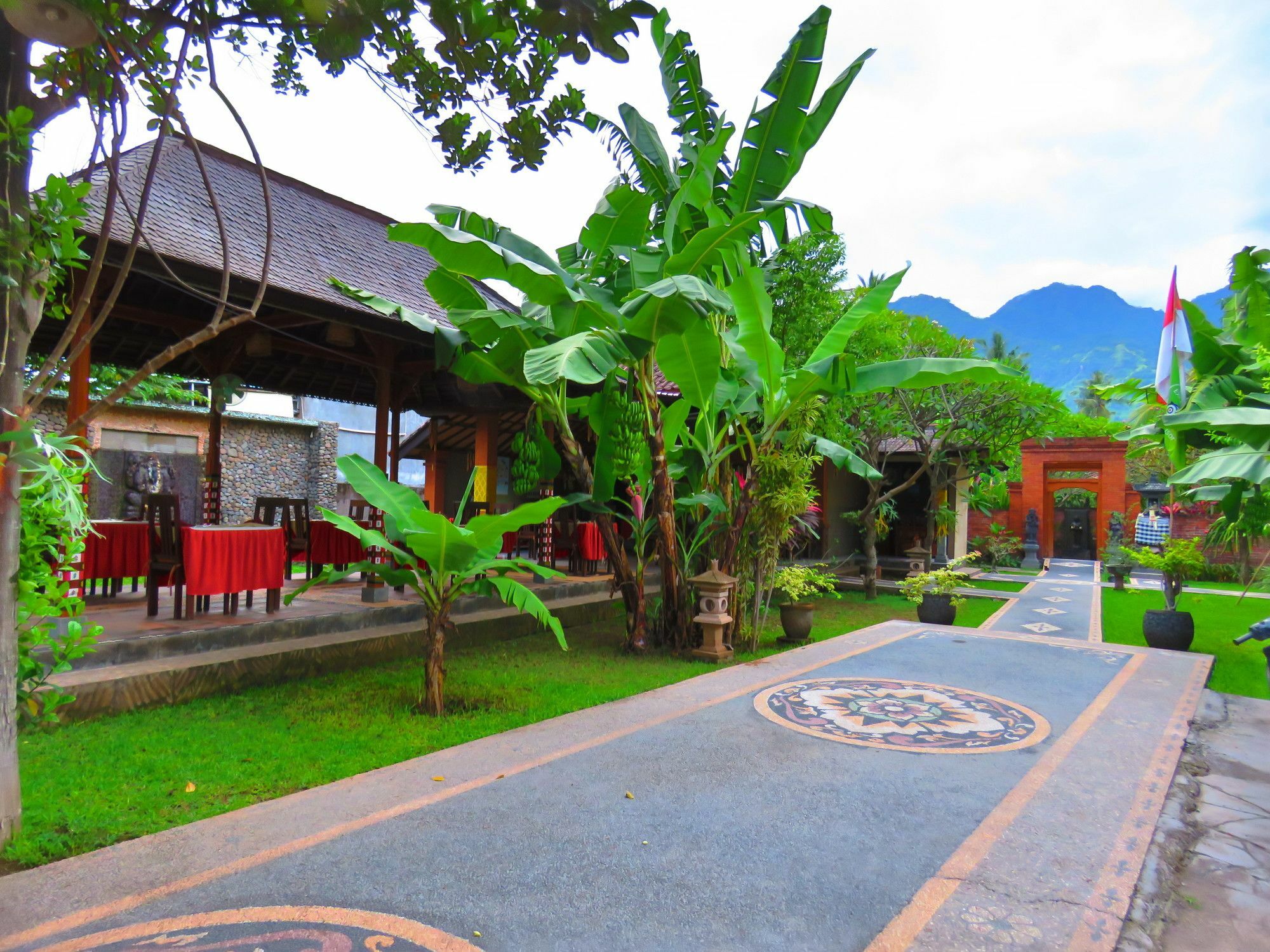Suka Sari Pemuteran (Bali)