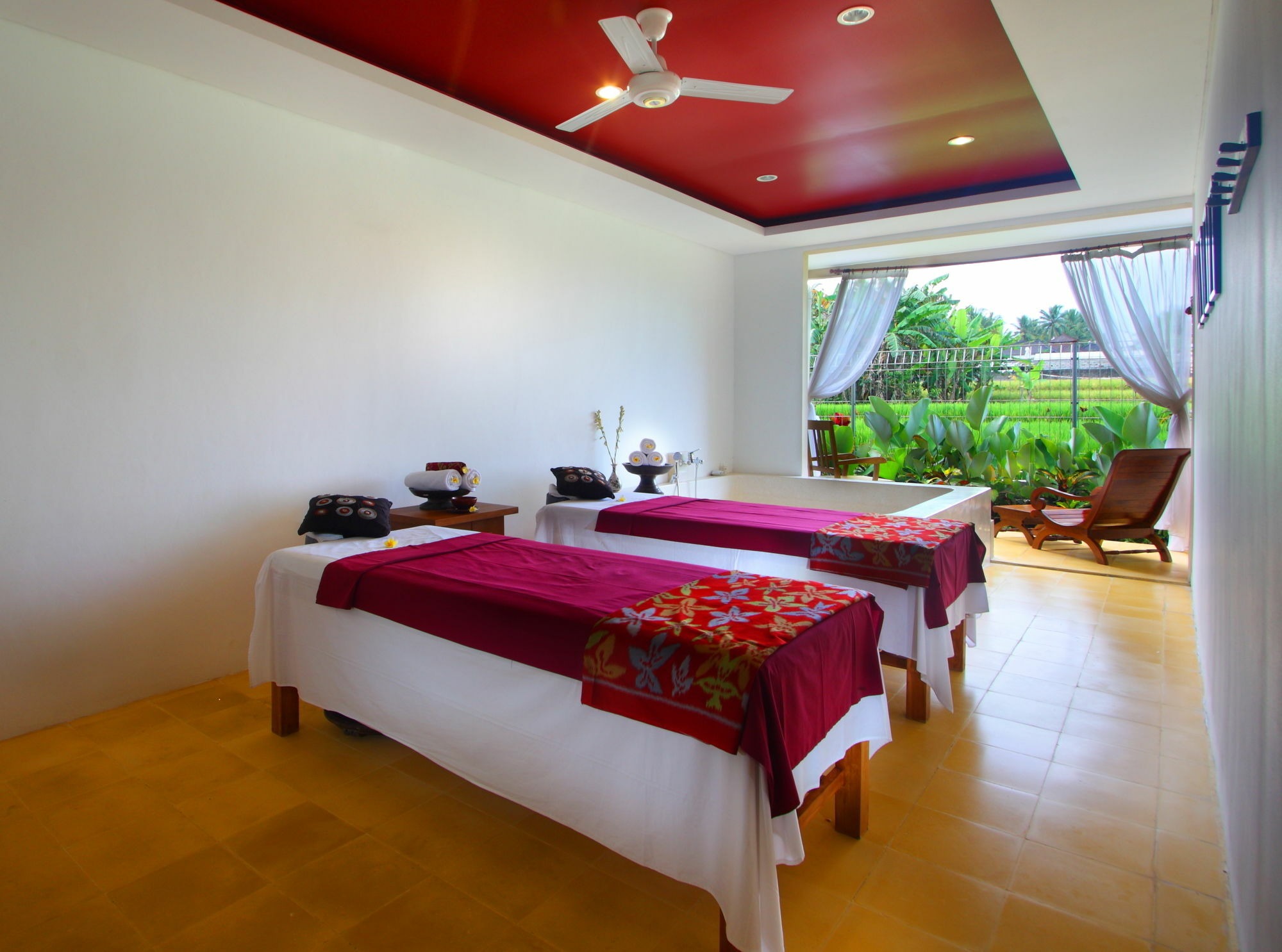 Holiday park Alam Sembuwuk 4*