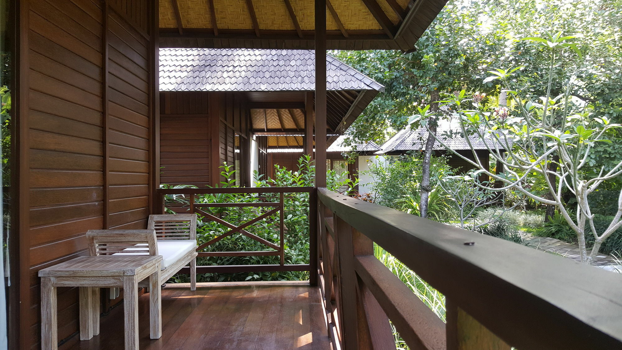 Wisma tamu Bali Au Naturel 2*