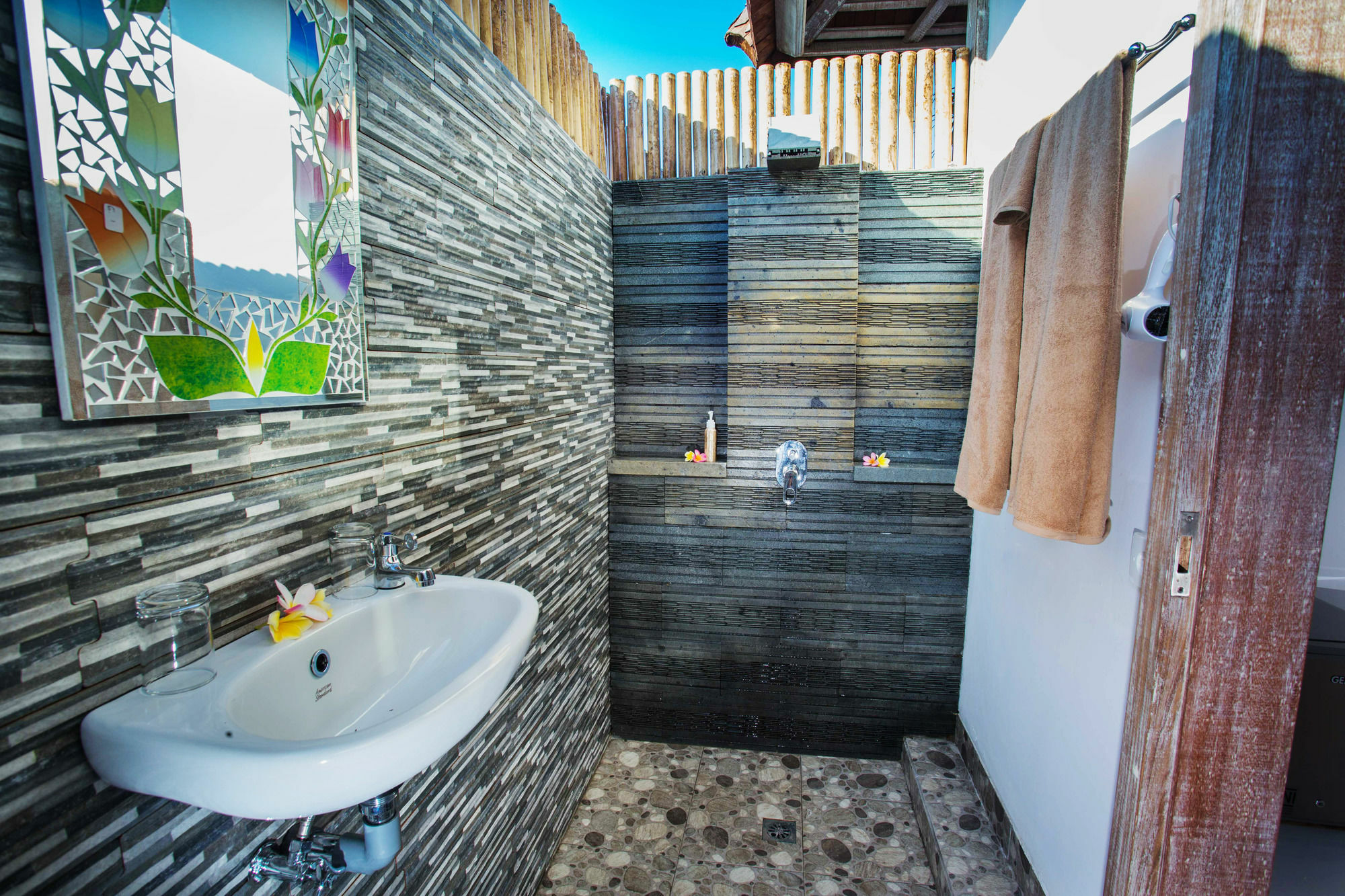 Svaha Private Ceningan Nusa Lembongan (Bali)