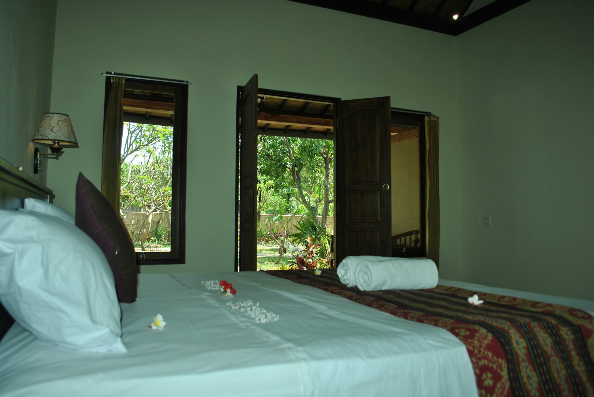 Karning Pemuteran (Bali)