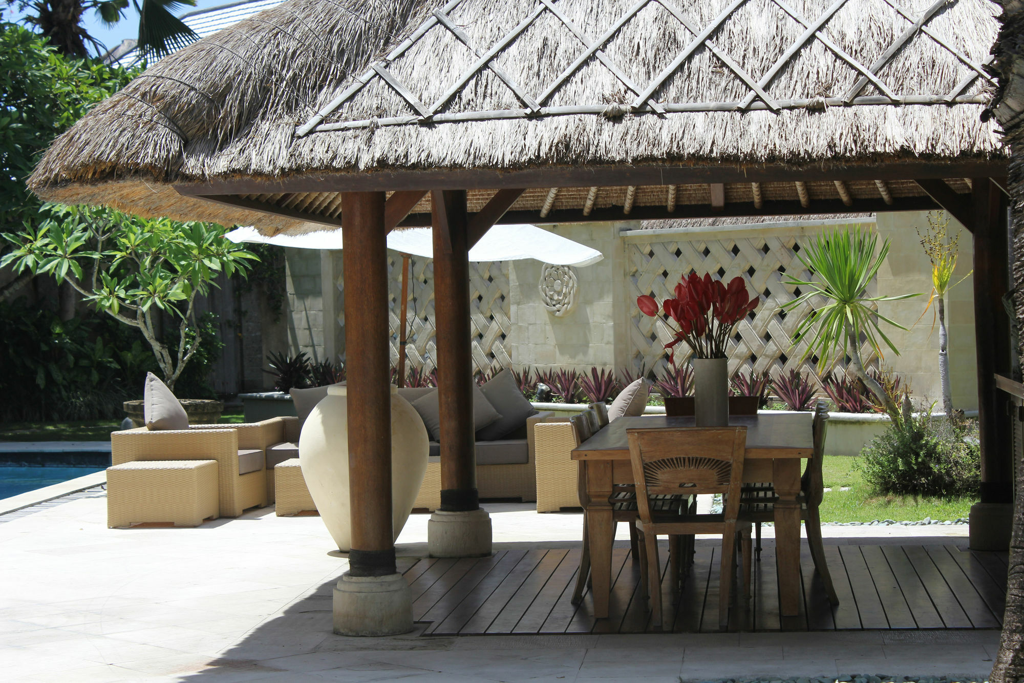 Sienna - Chse Certified Seminyak (Bali)