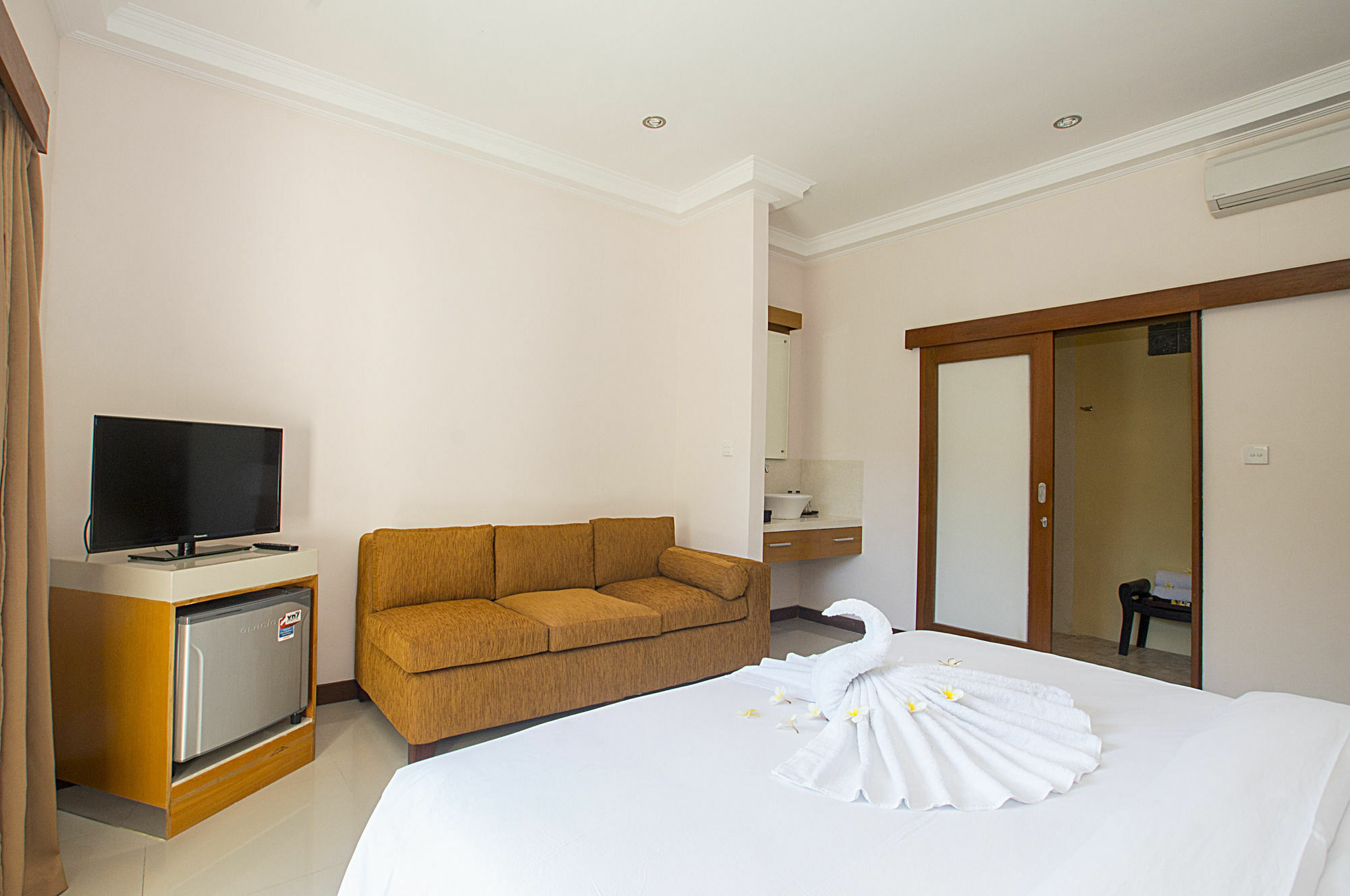 Md Guesthouse By Best Deals Asia Hospitality 3* Seminyak (Bali)