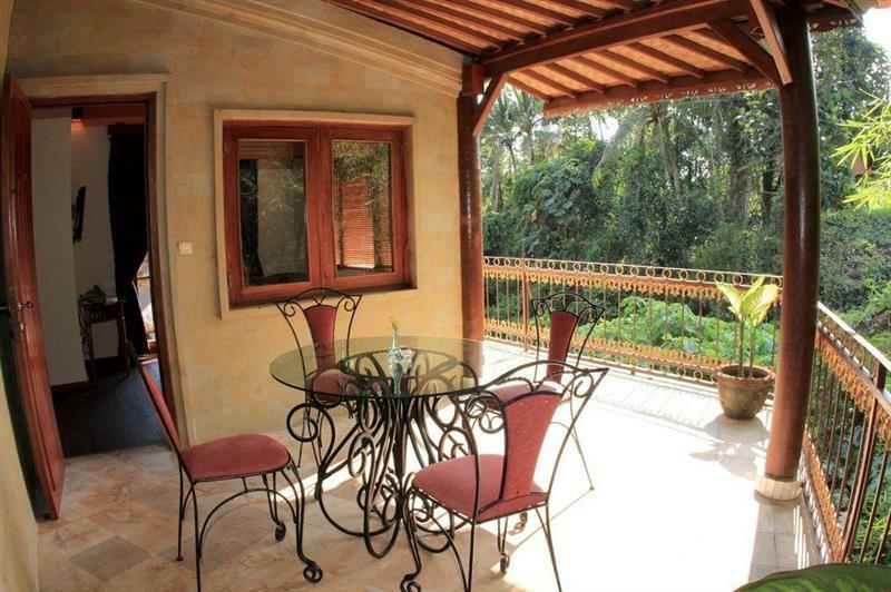 Resort Hotel Villa Ubud 3*