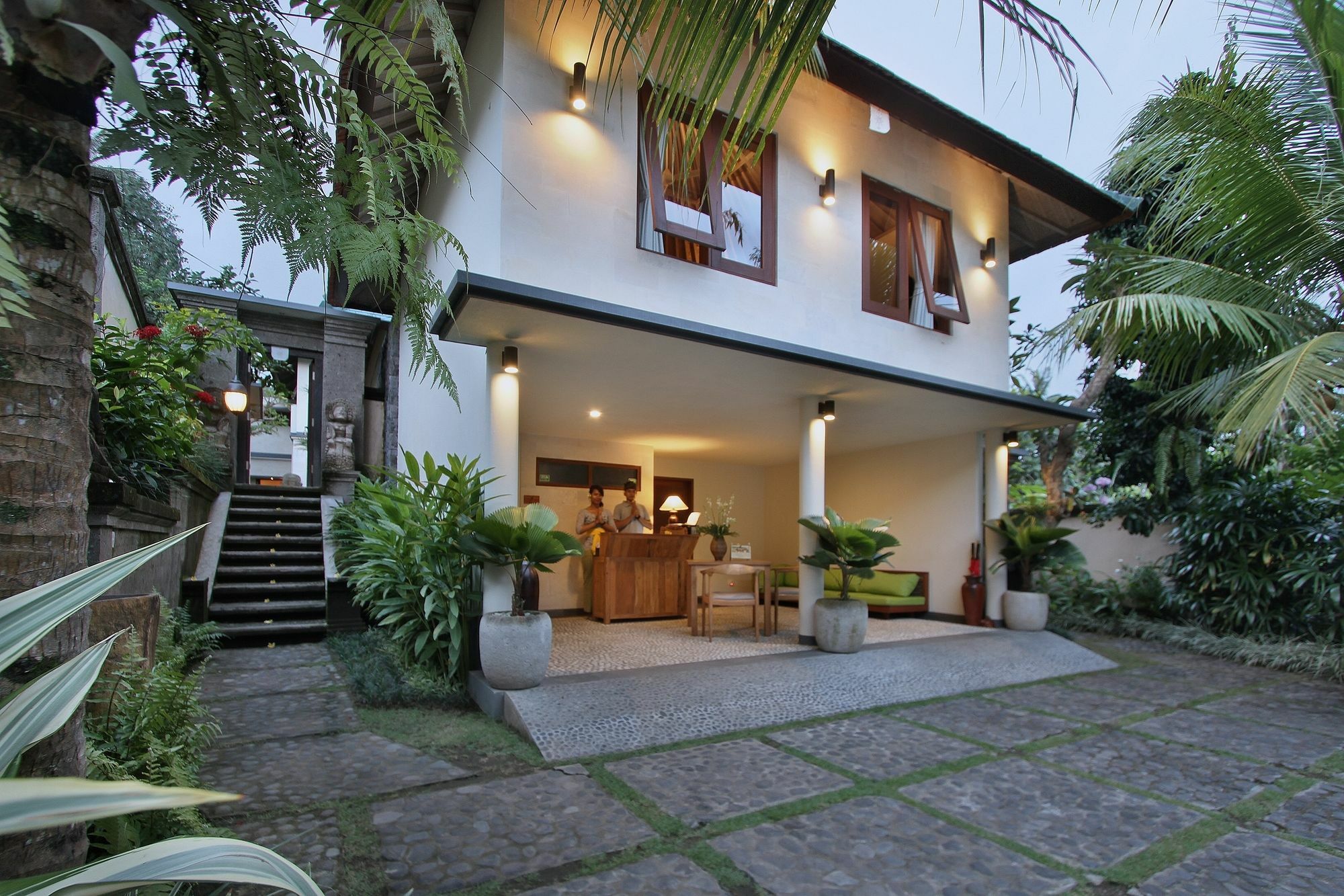 D'legon Villa