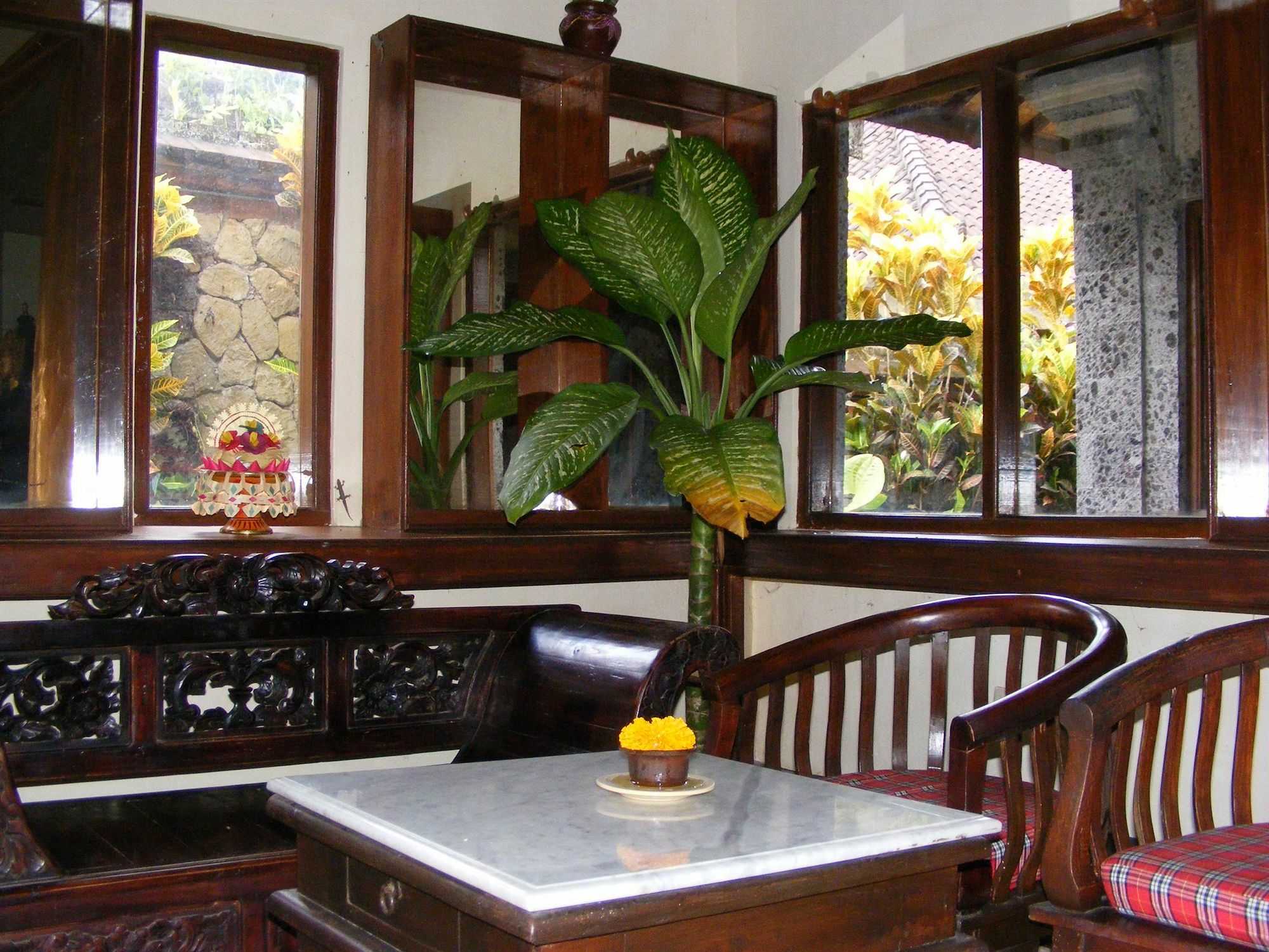Jalan Jalan & Guest house 4*