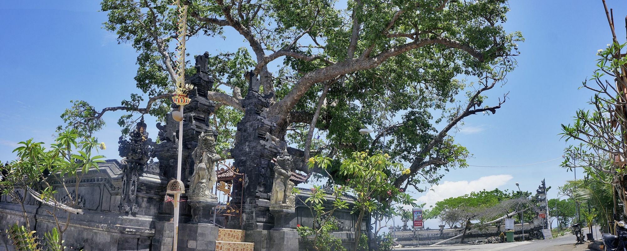 Wisma tamu Deva Devi Nusa Penida Redpartner Batununggul