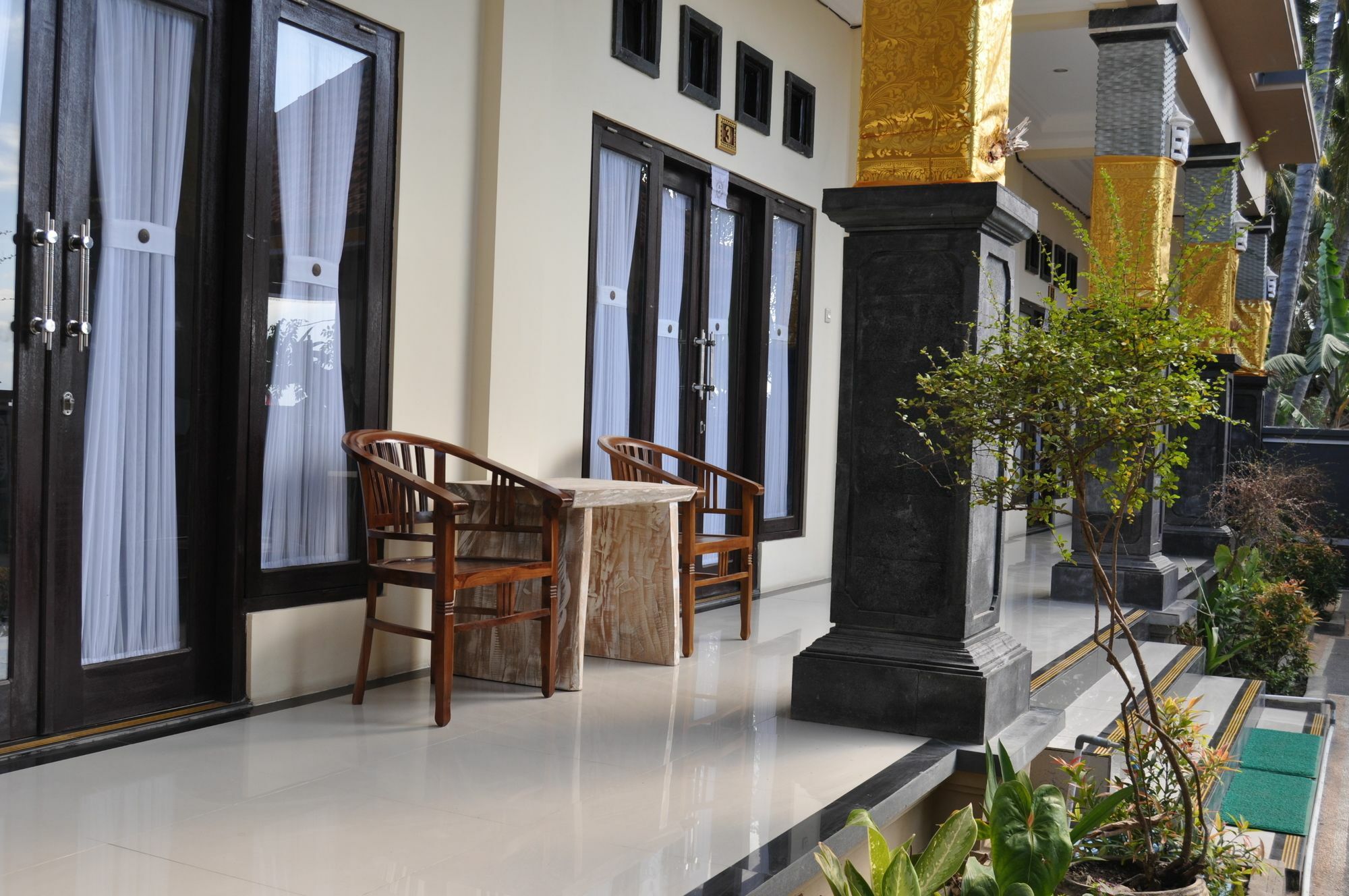 Wisma tamu Deva Devi Nusa Penida Redpartner 3*