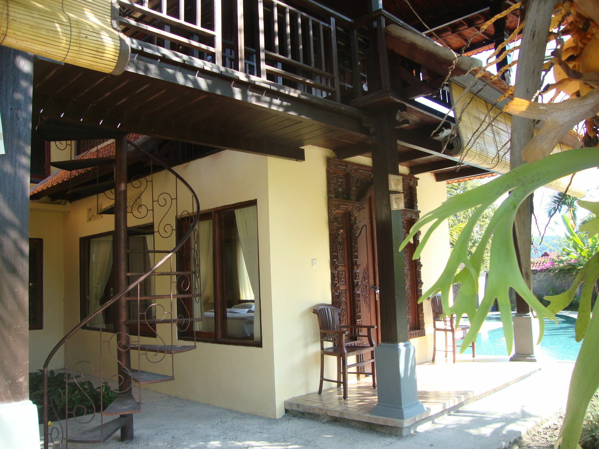 Atres Munduk (Bali)