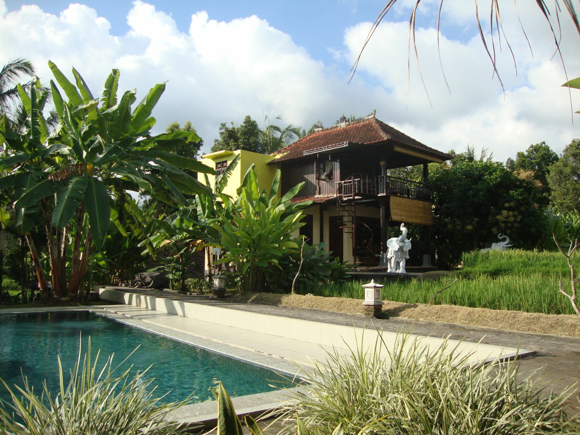 Atres Taman liburan