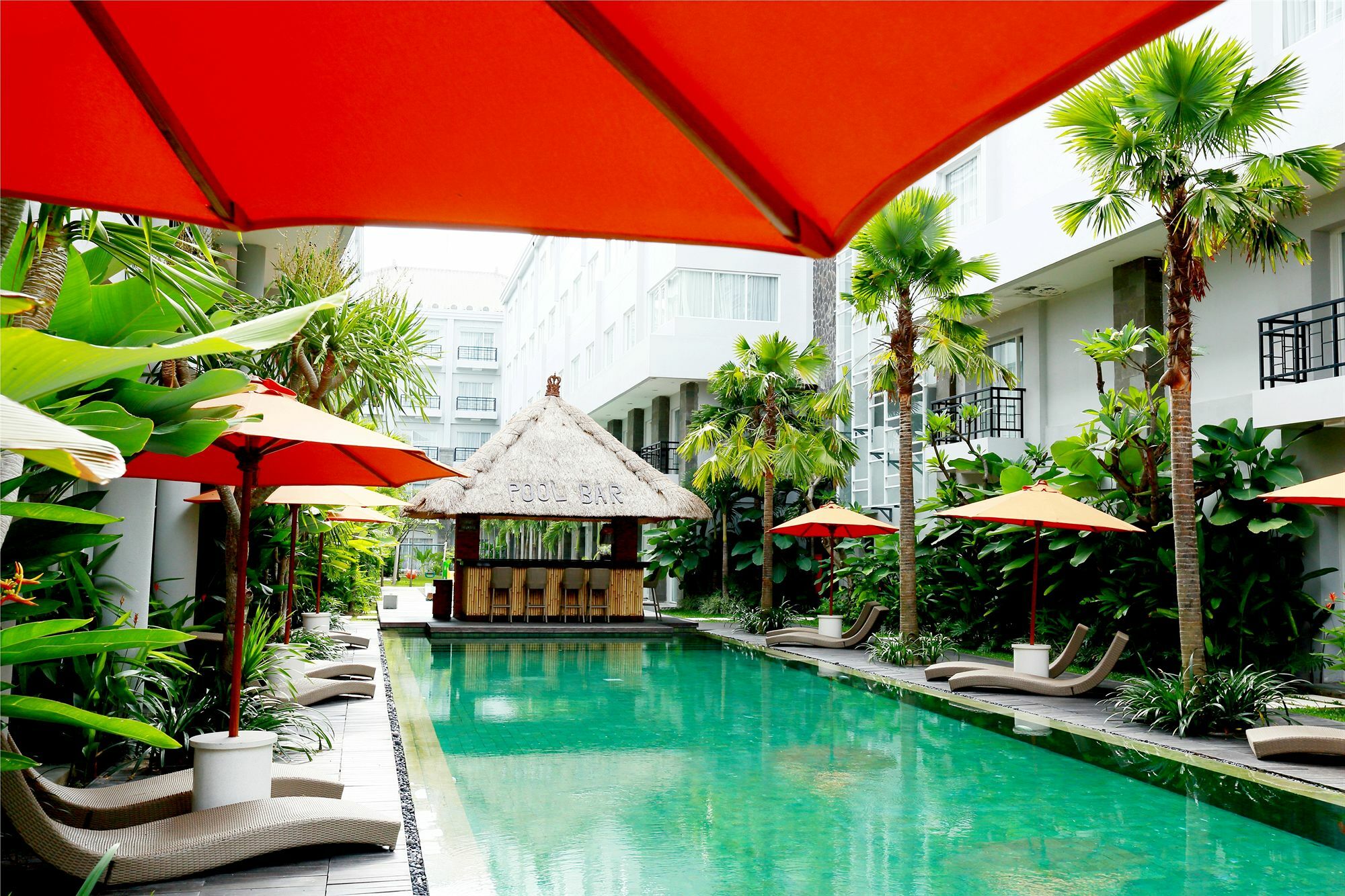 B Bali & Hotel 4*