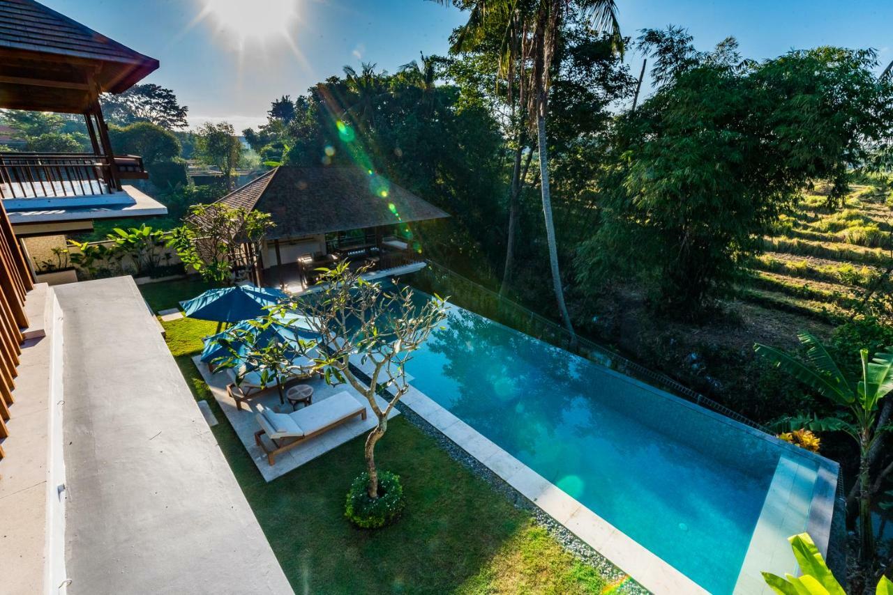 Rusa Biru - Modern With Private Pool And Cook In The Heart Of Berawa Villa Canggu (Bali)