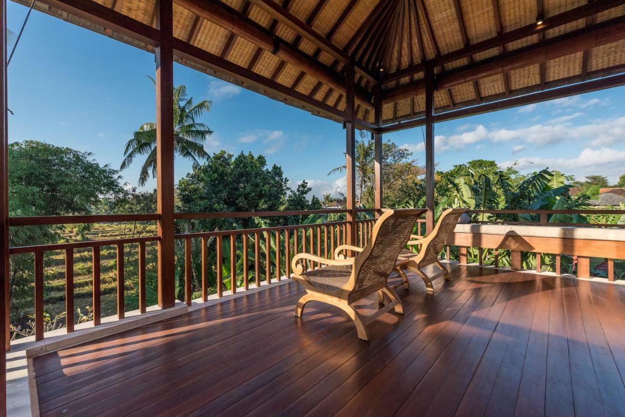 Rusa Biru - Modern With Private Pool And Cook In The Heart Of Berawa Villa