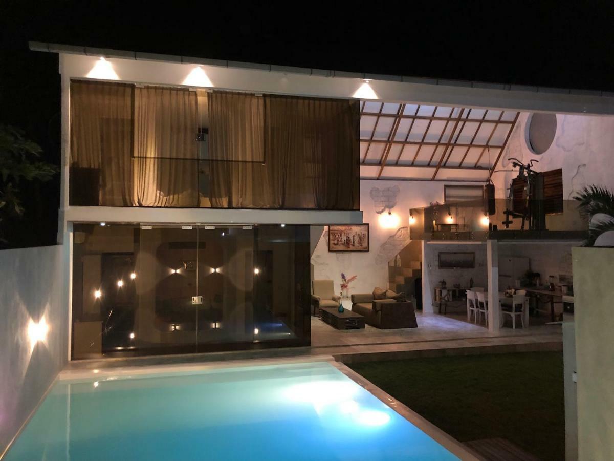 Dea * Nusa Dua (Bali)